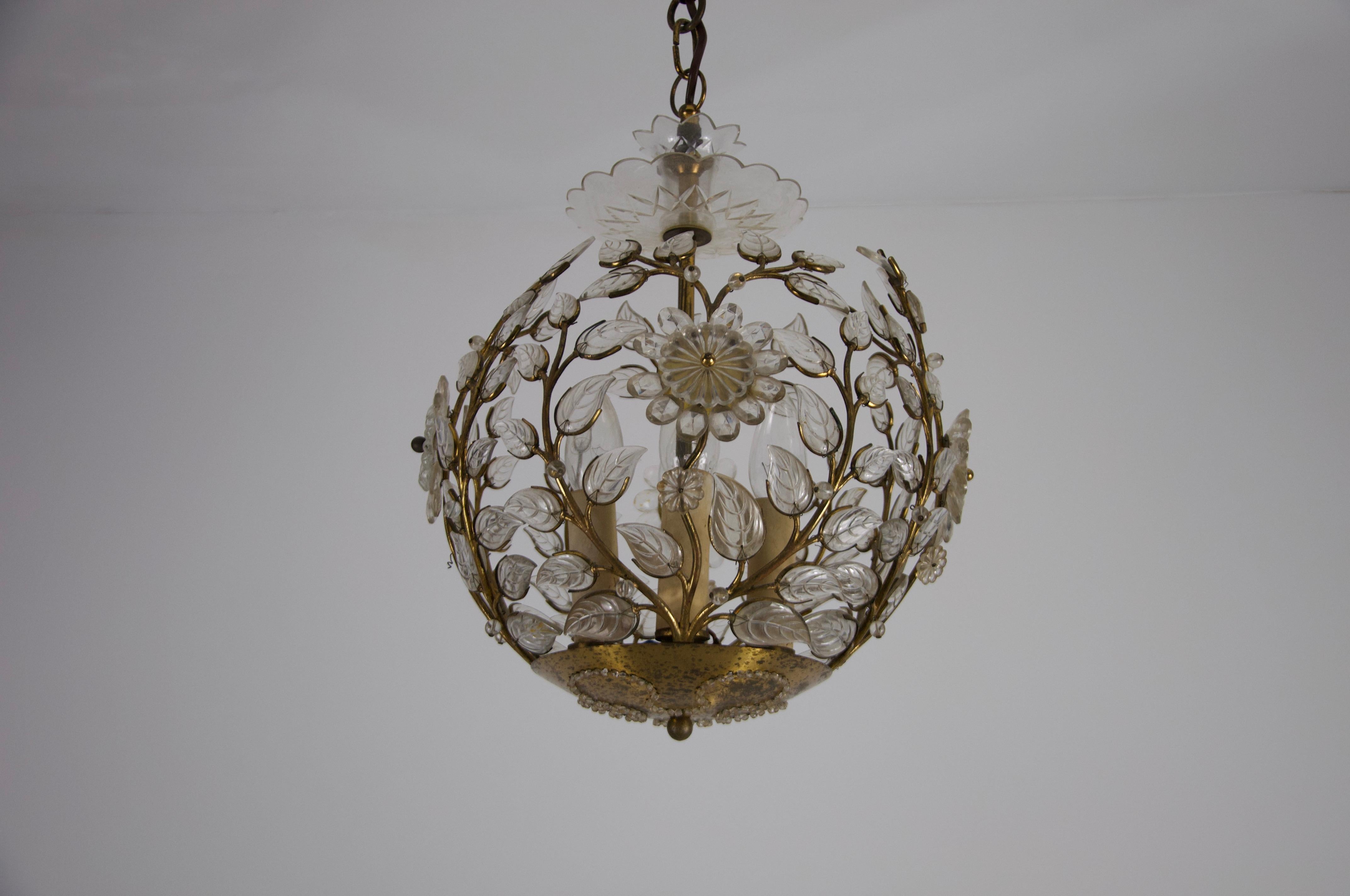 Brass and Crystal Glass Chandelier by Ernst Palme for Palwa, 1960s In Good Condition For Sale In Hagenbach, DE