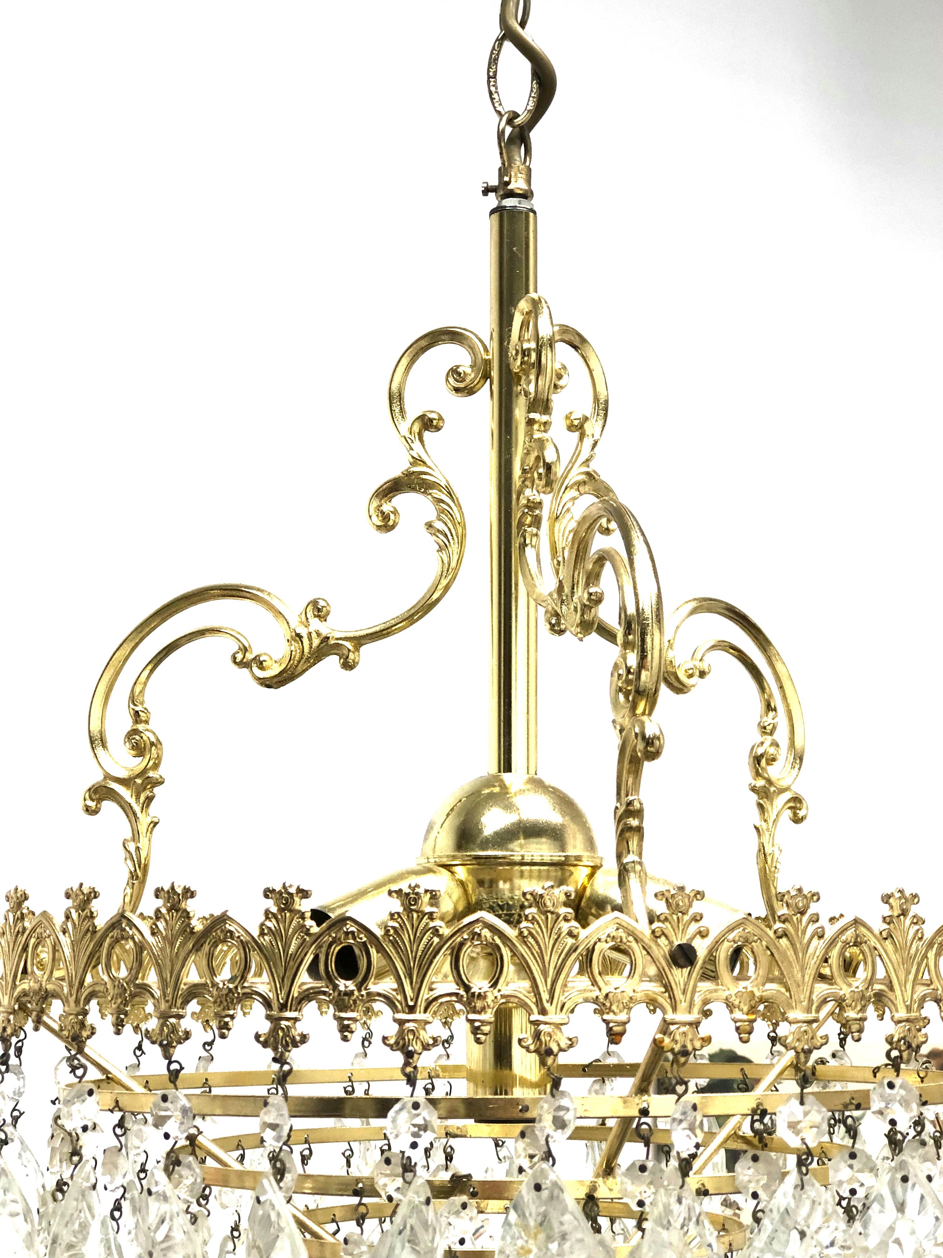Brass and Crystal Glass Hollywood Regency Style Chandelier, Germany, 1960s For Sale 2