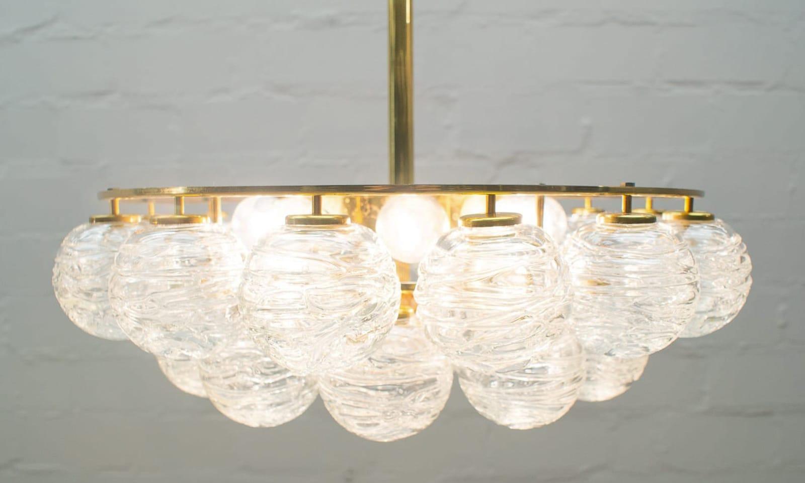 Brass and Crystal Glass Snow Balls Chandelier from Doria, 1970s In Good Condition In Nürnberg, Bayern