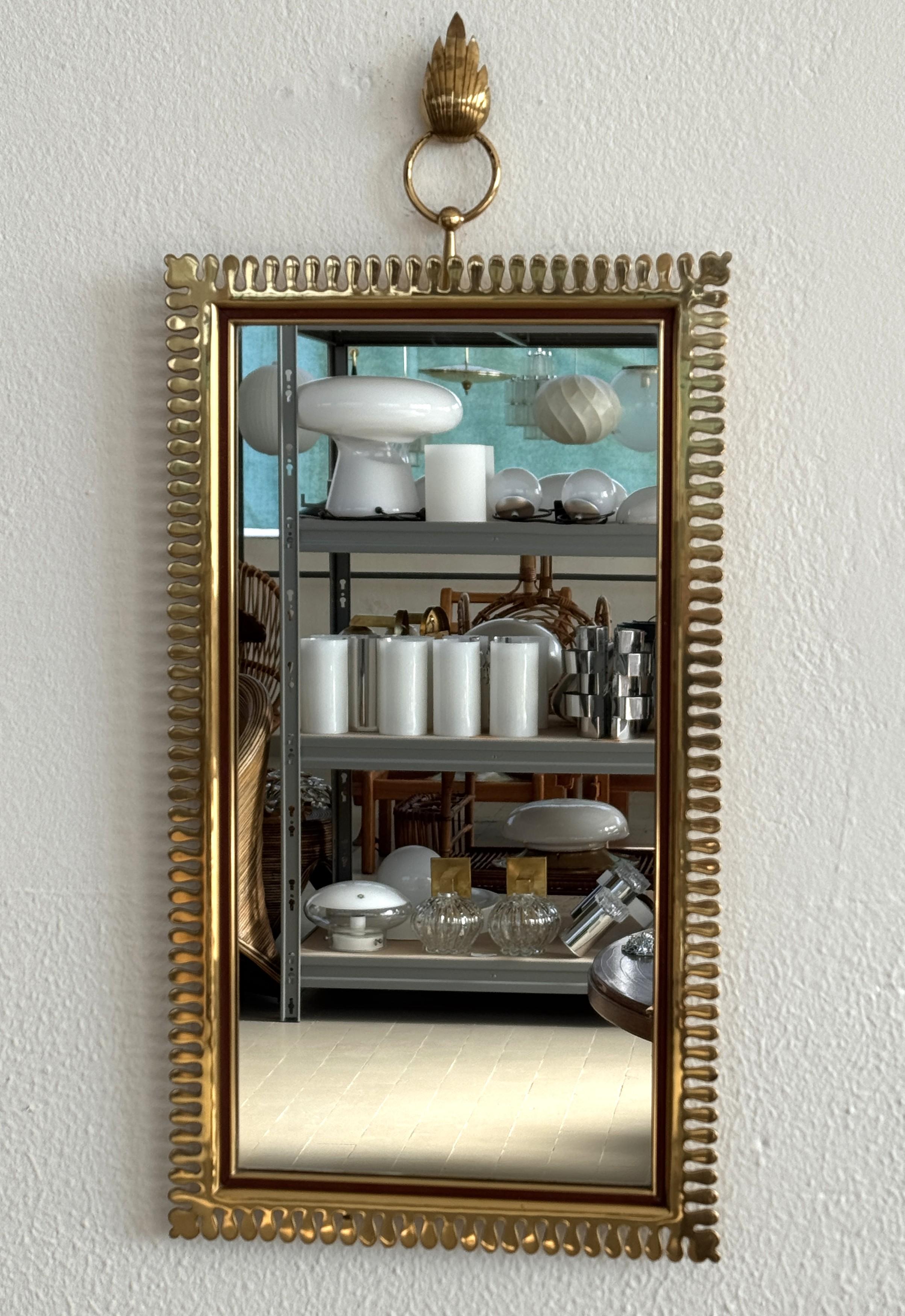 Miroir mural en laiton et verre de cristal par Vereinigte Werkstätten München, années 1970 en vente 1