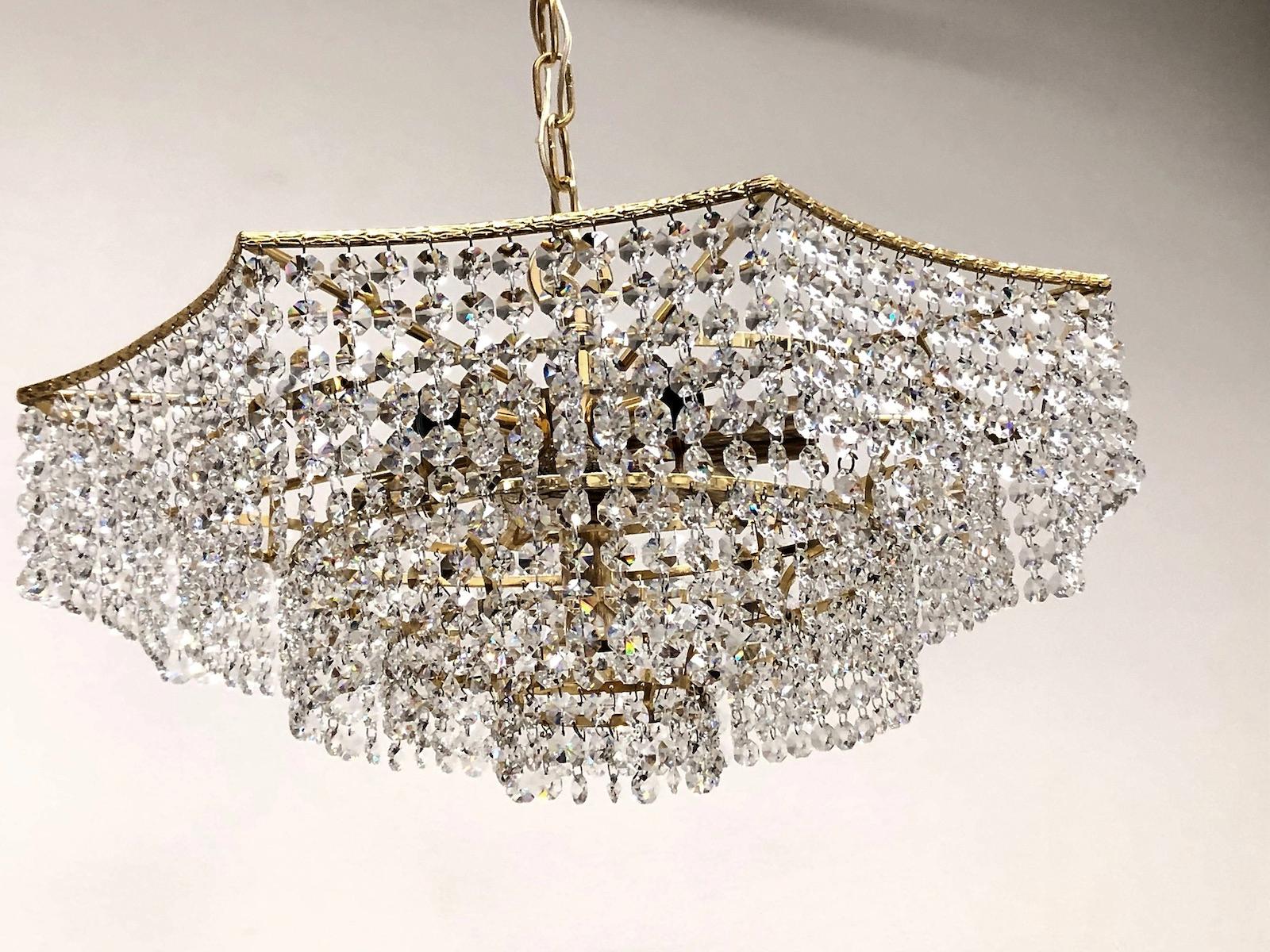 Mid-20th Century Brass and Crystal Glass Waterfall Chandelier, Richard Essig, Germany, 1960s For Sale