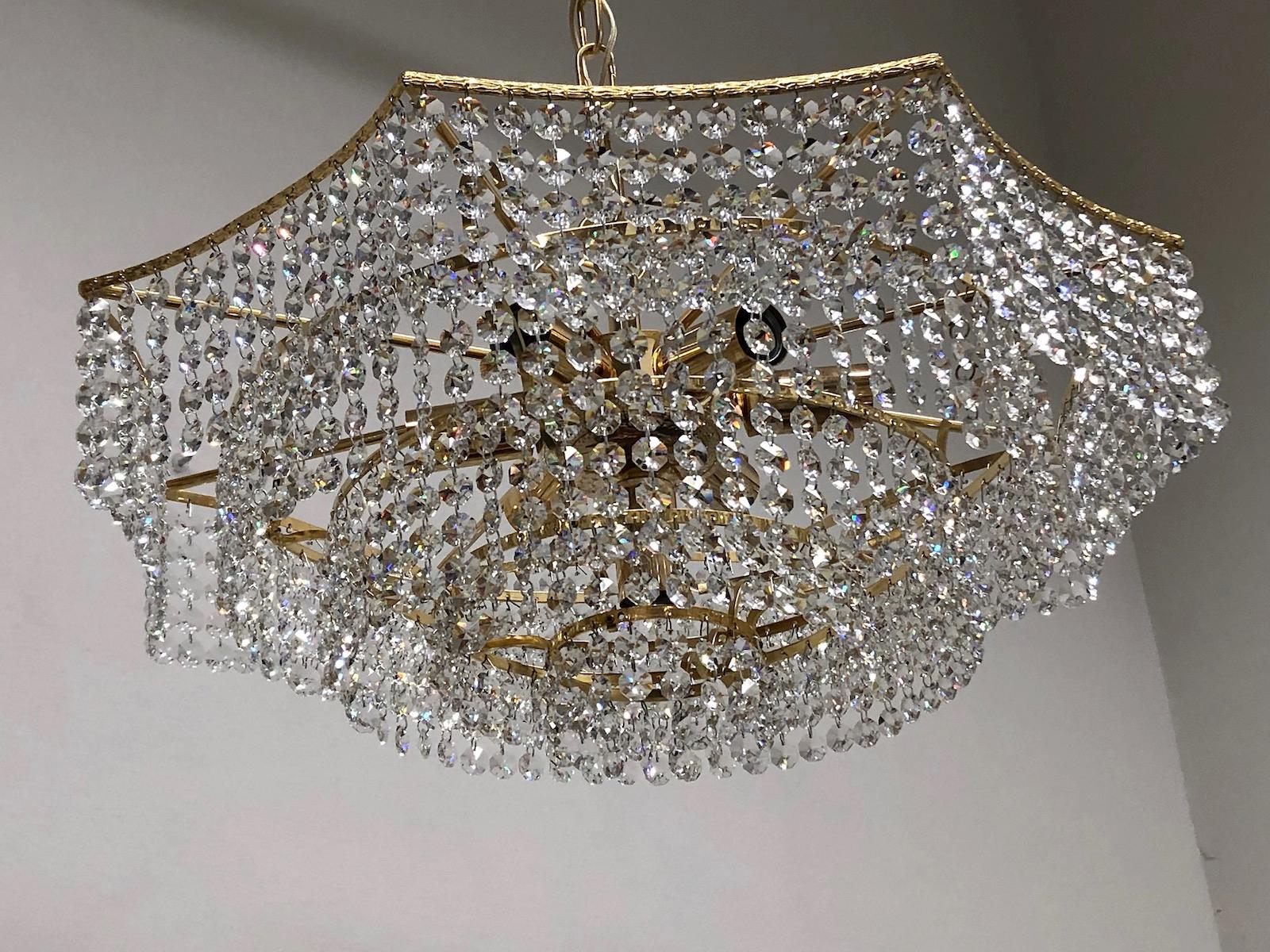 Brass and Crystal Glass Waterfall Chandelier, Richard Essig, Germany, 1960s For Sale 1
