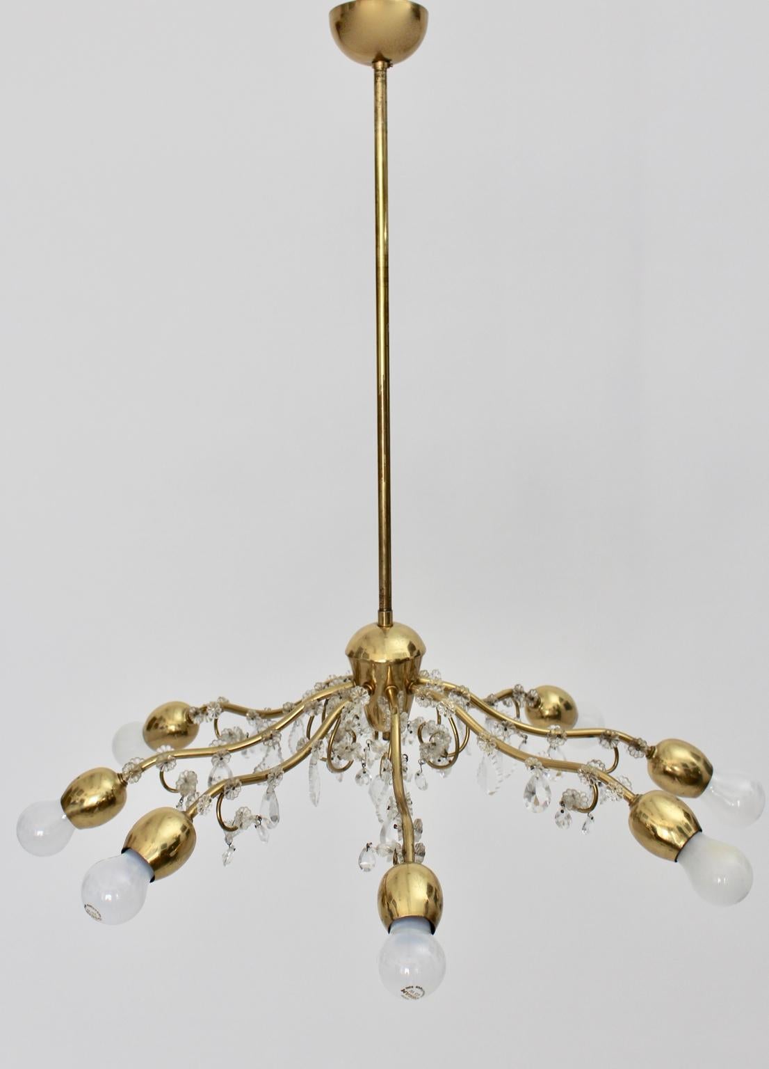 Brass and Crystal Mid-Century Modern J & L Lobmeyr Chandelier Vienna, 1950s For Sale 1
