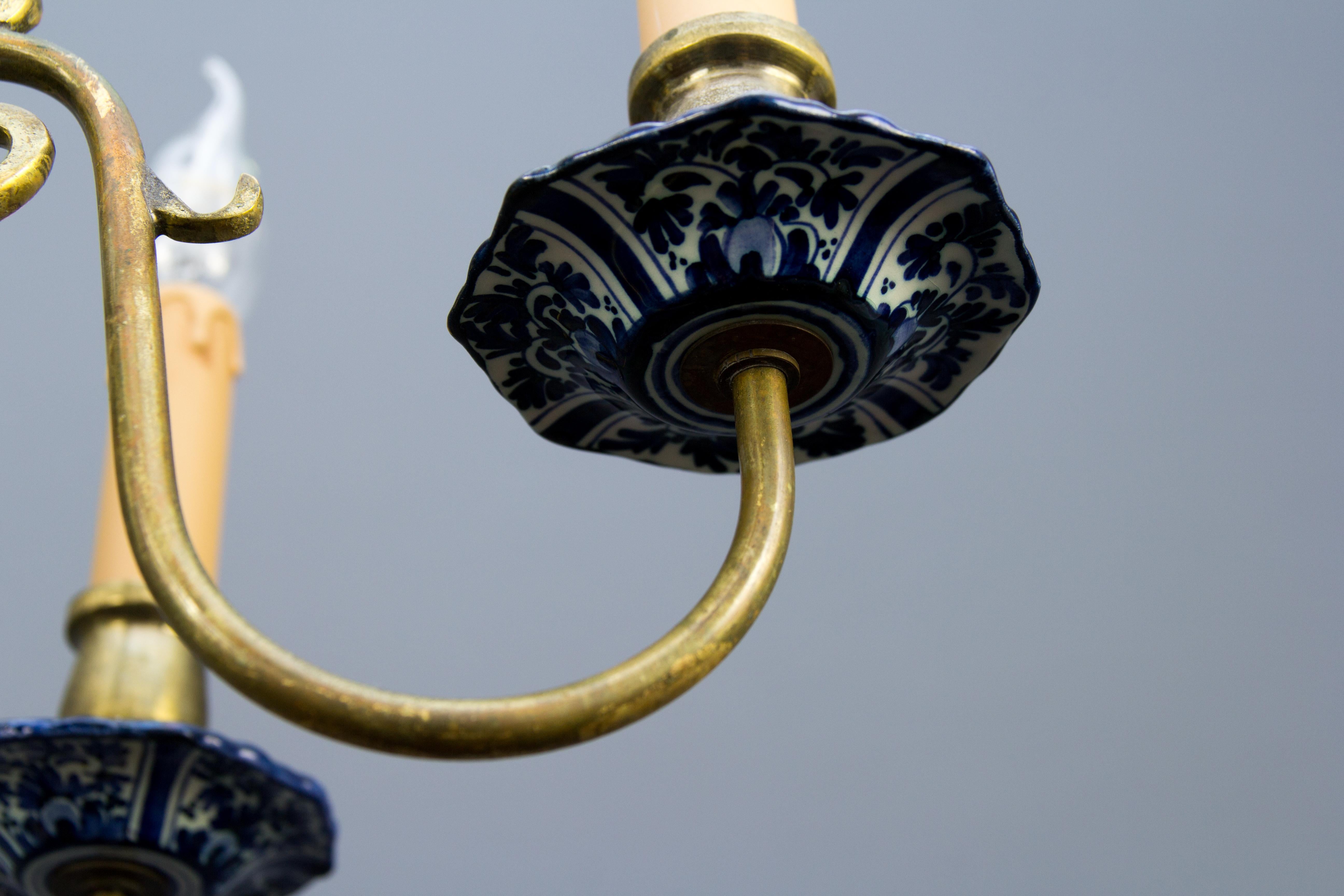 Dutch Brass and Delft Blue Porcelain Six-Light Chandelier 2