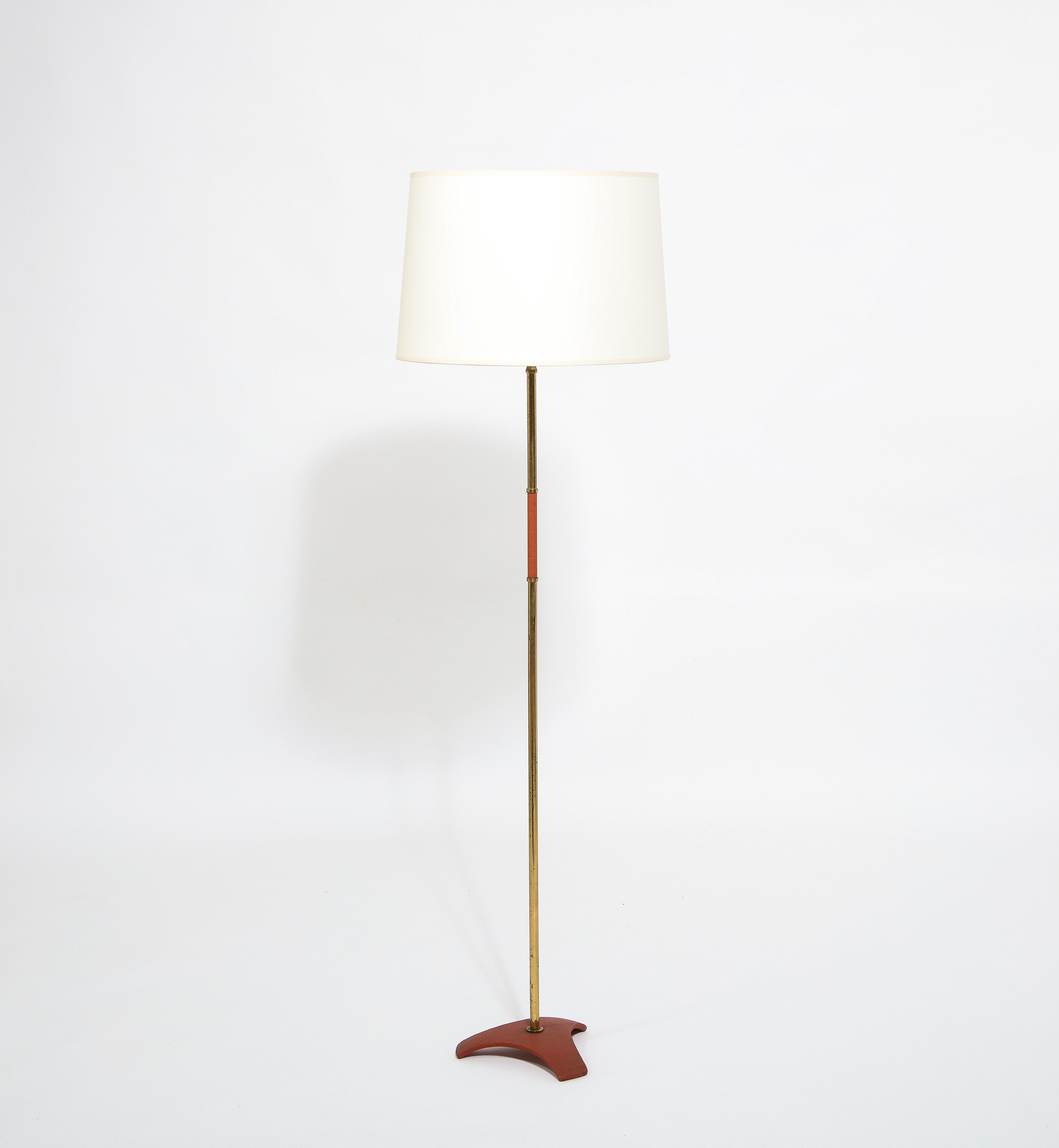 Brass and Burnt Orange Enamel Modernist Floor Lamp, France 1960's For Sale 3