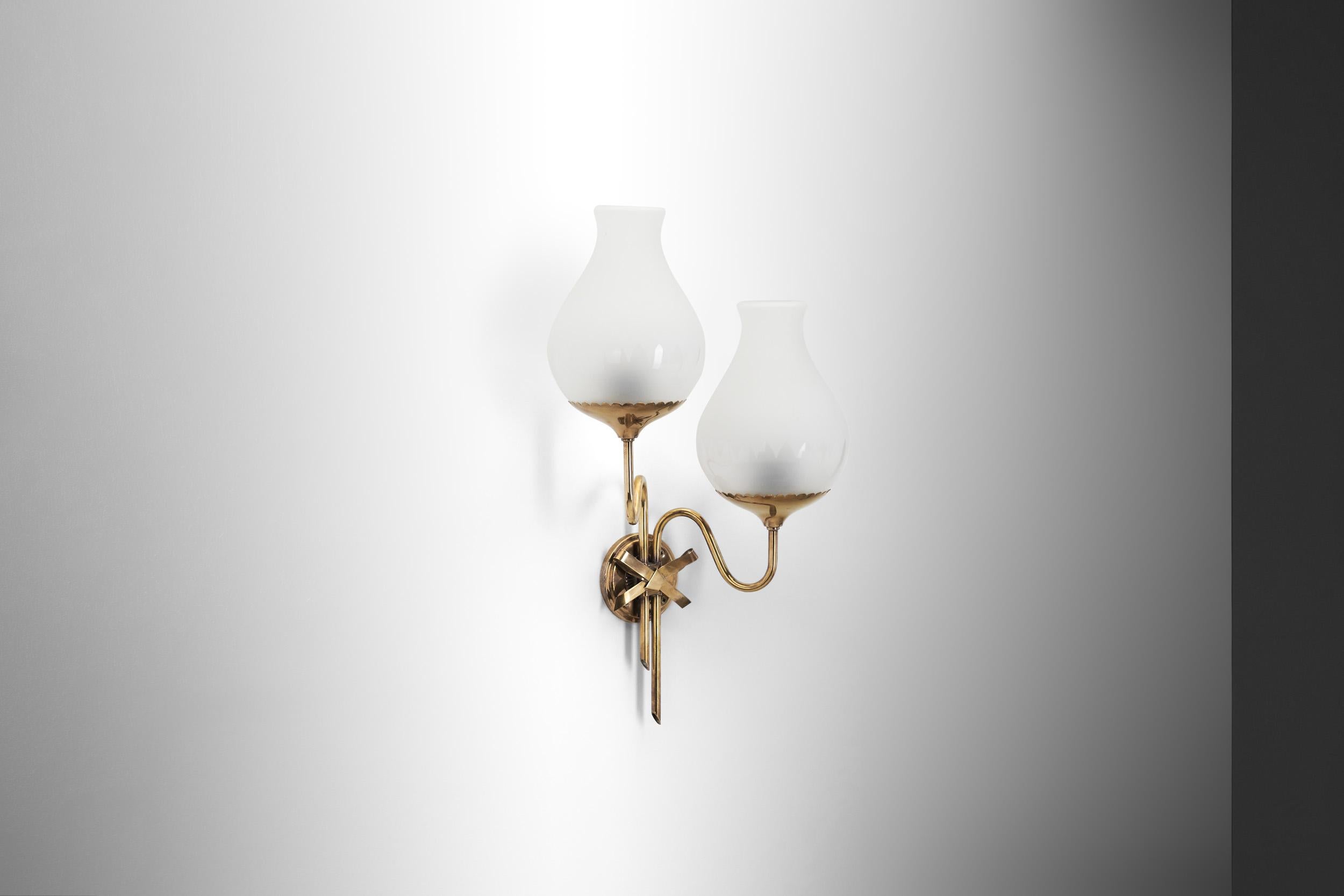 Mid-Century Modern Applique modèle '8589' de Harald Notini pour Böhlmarks, Suède, années 1940 en vente