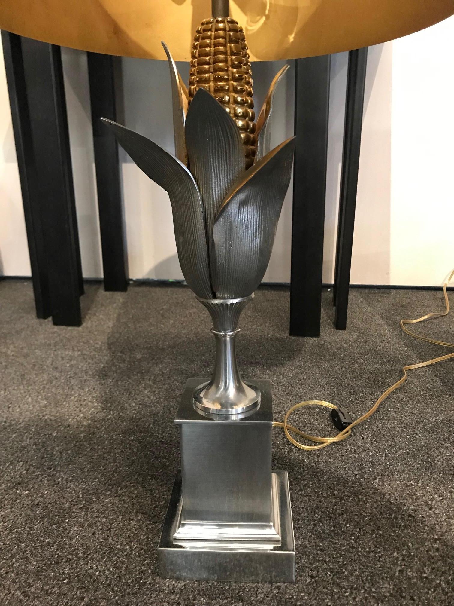Bronze Lampe de bureau en forme de corne en laiton et bronze doré de la Maison Charles et Fils en vente
