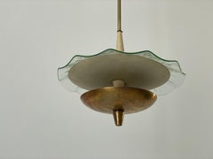 Lampada da soffitto in ottone e vetro, attribuita a Pietro Chiesa, anni '50, Italia
