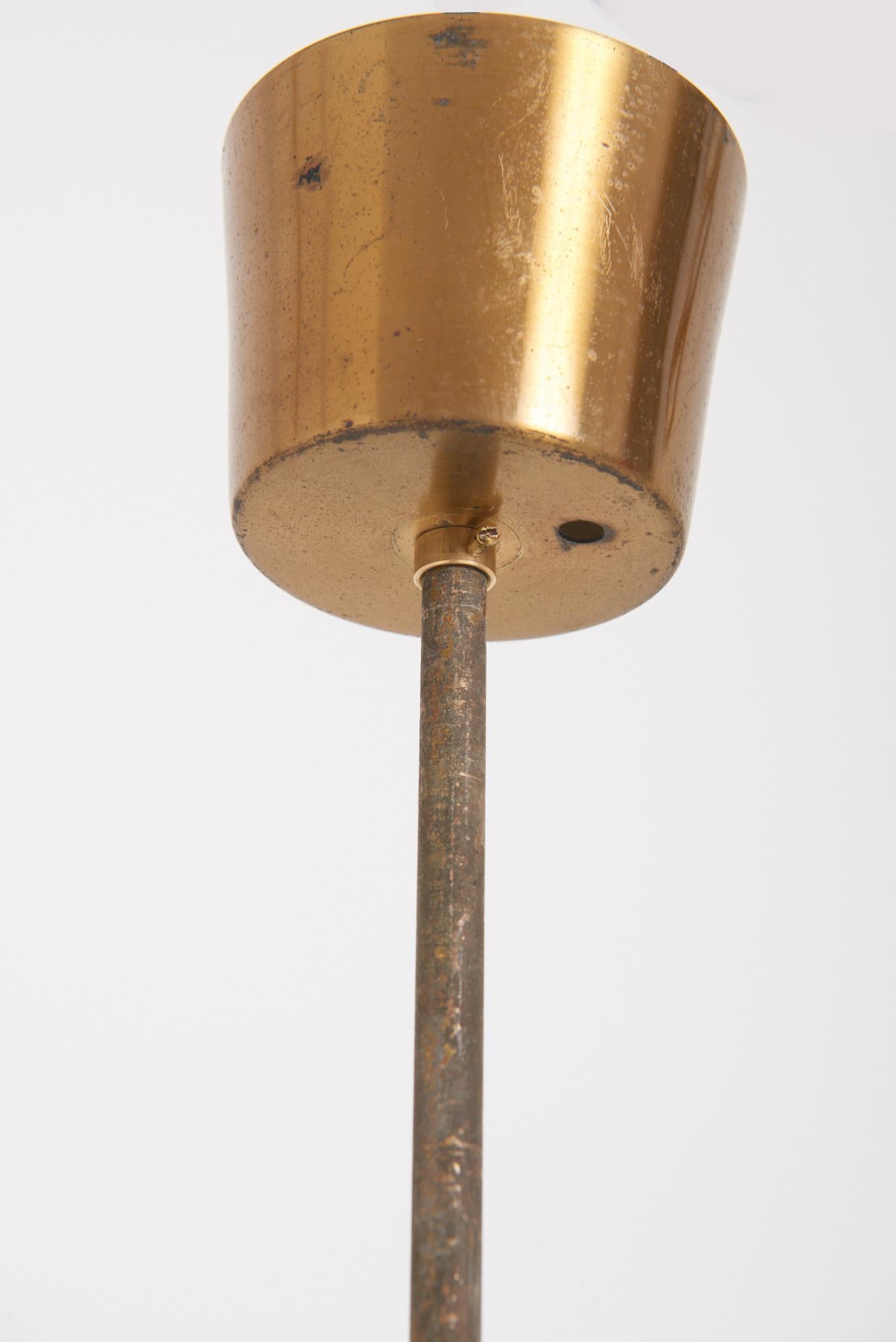 Deckenleuchte aus Messing und Glas von Stilnovo im Angebot 1