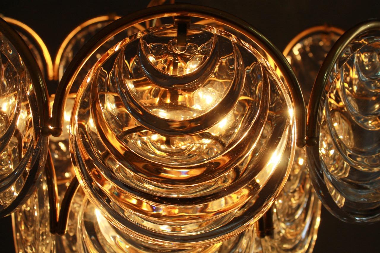 European Brass and Glass Chandelier Italy 1960s Sciolari For Sale
