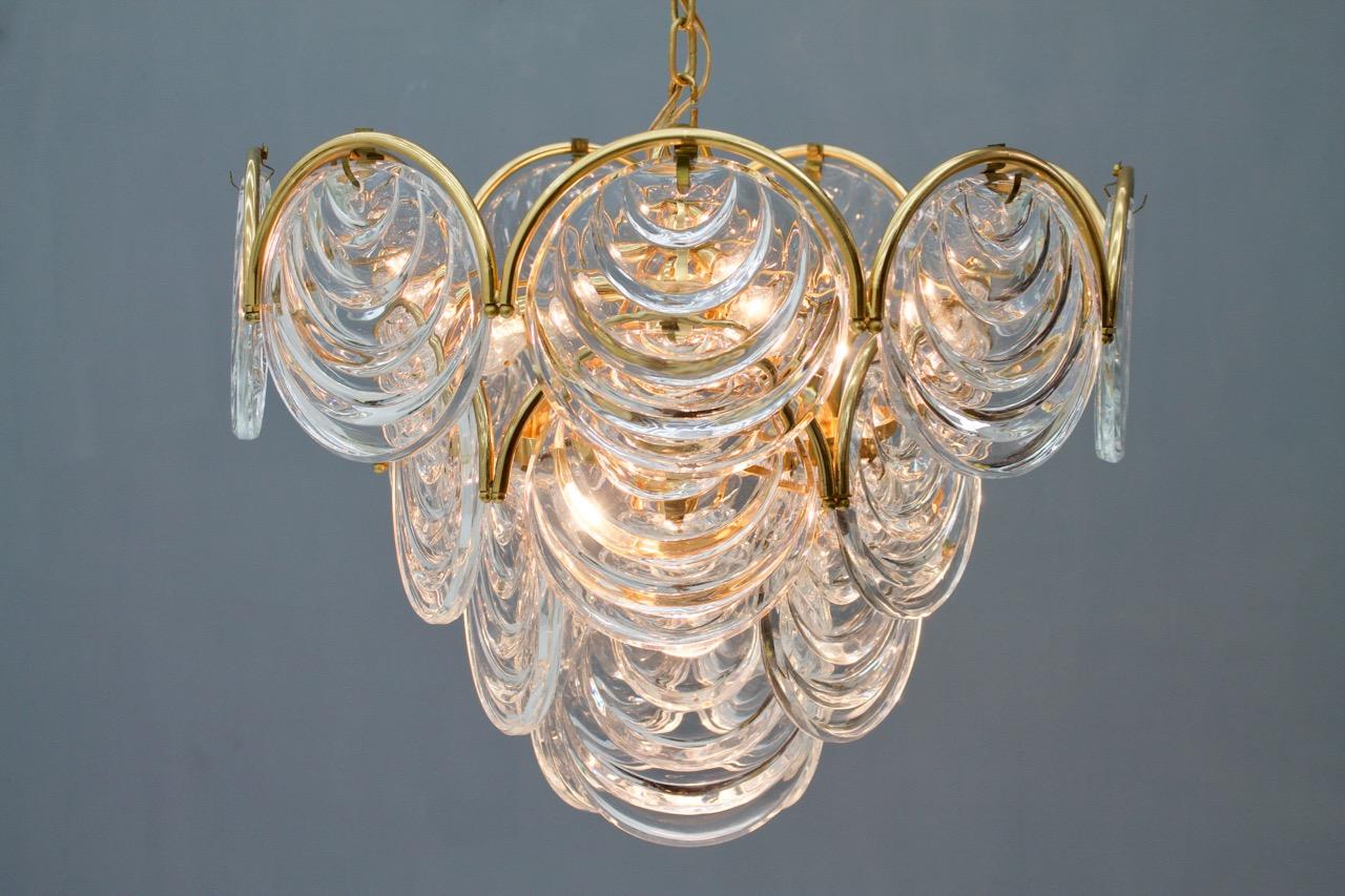 Mid-20th Century Brass and Glass Chandelier Italy 1960s Sciolari For Sale