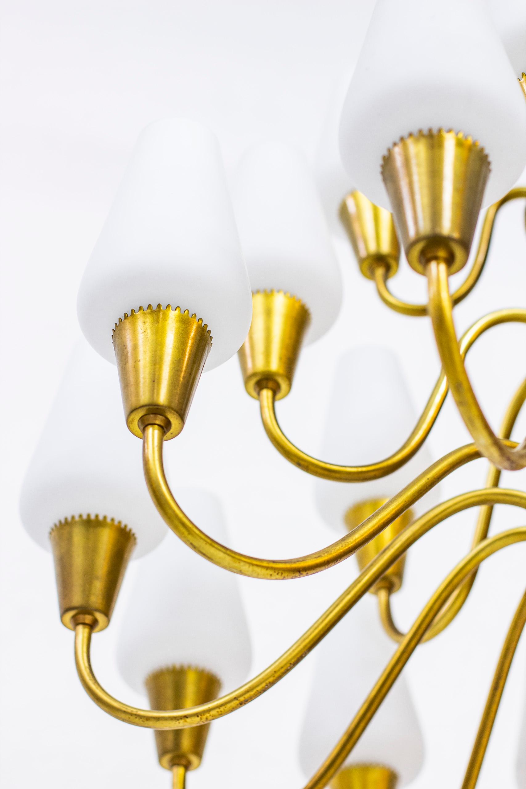 Brass and Glass Chandelier by Arnold Wiigs Fabrikker, Norway, 1940s In Good Condition In Hägersten, SE