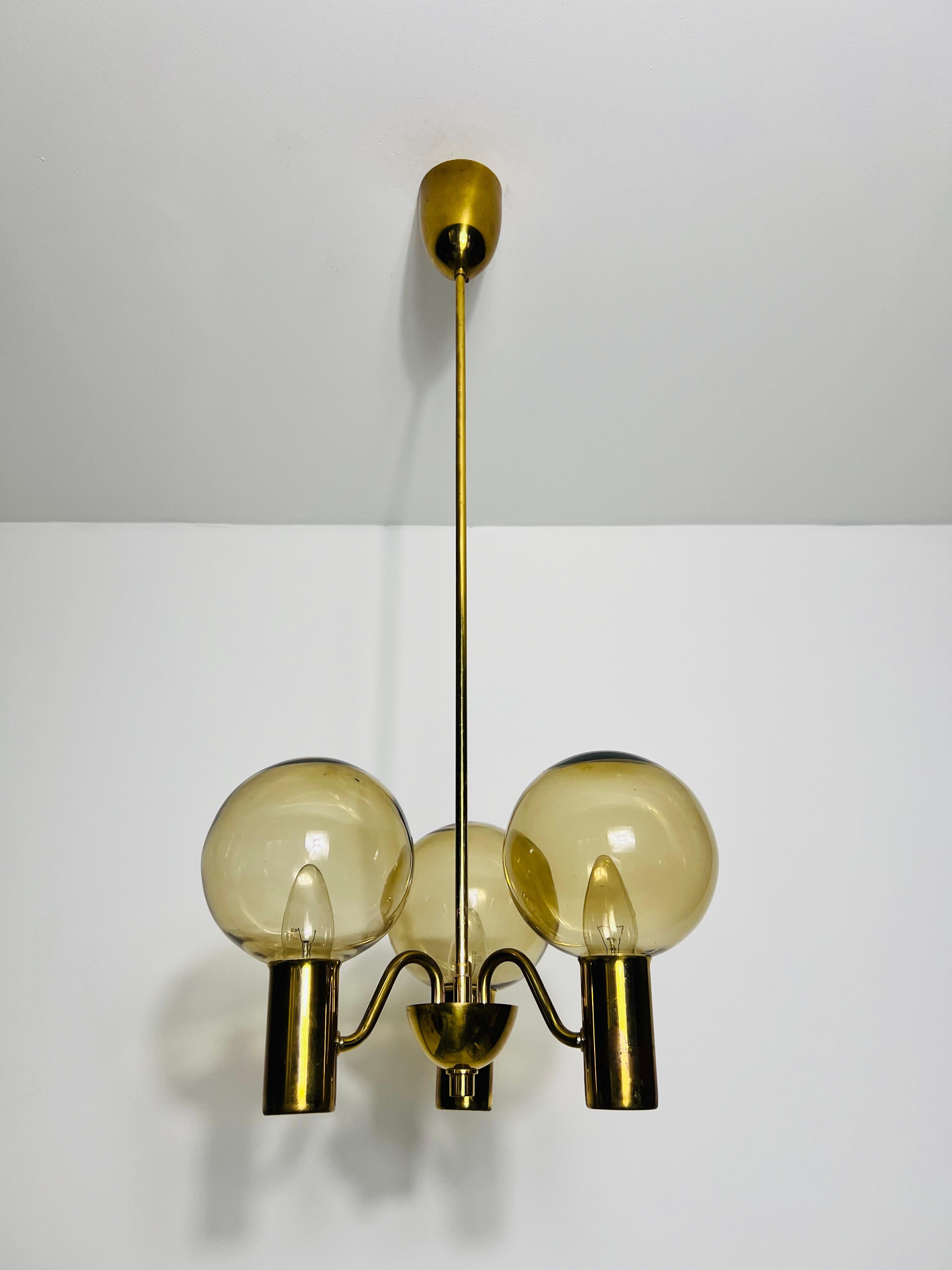 Mid-Century Modern Brass and Glass Chandelier by Hans-Agne Jakobsson, Sweden, 1960s For Sale