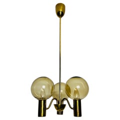 Kronleuchter aus Messing und Glas von Hans-Agne Jakobsson, Schweden, 1960er Jahre