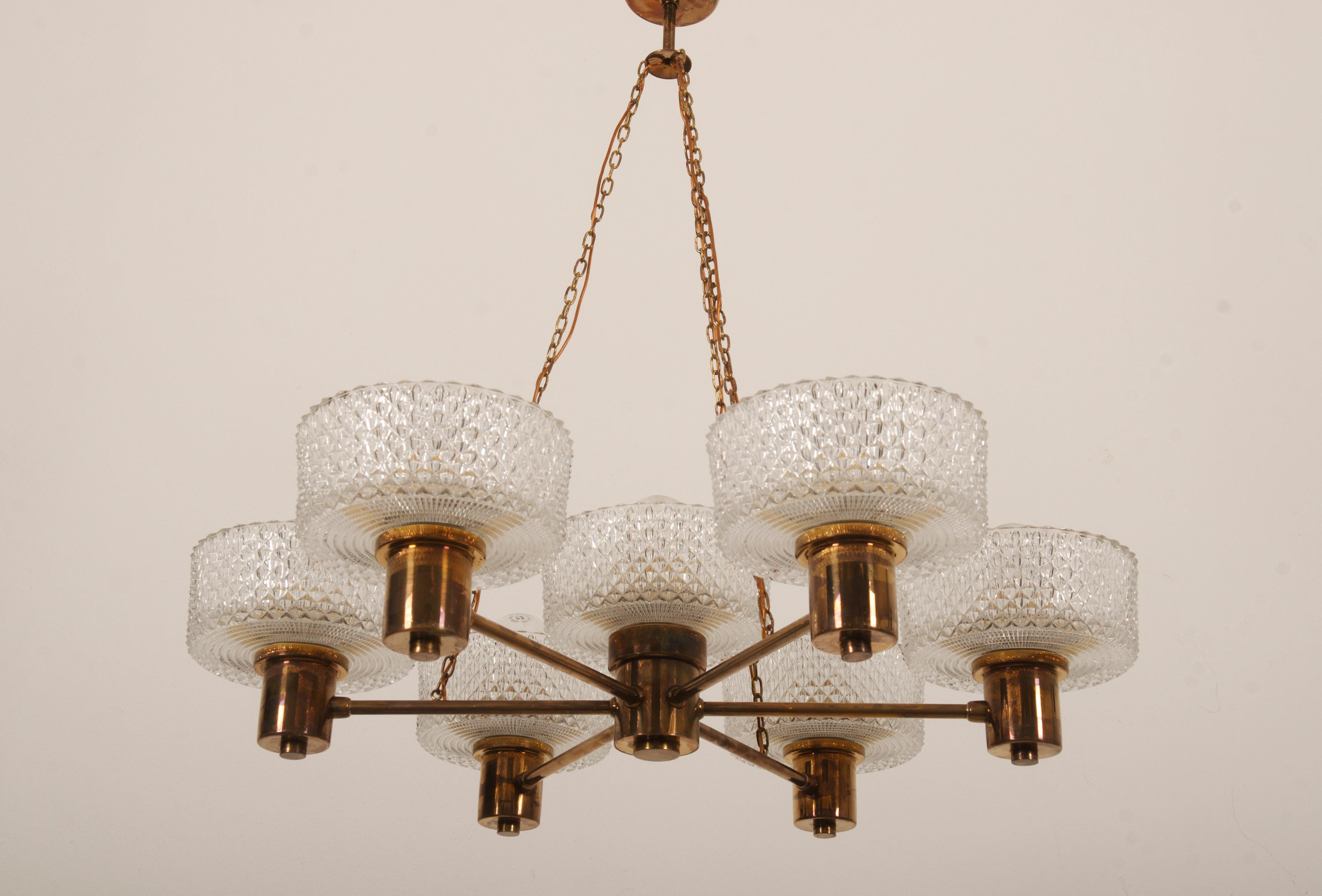 Brass and Glass Chandelier by Orrefors from the 1960s In Good Condition For Sale In Vienna, AT