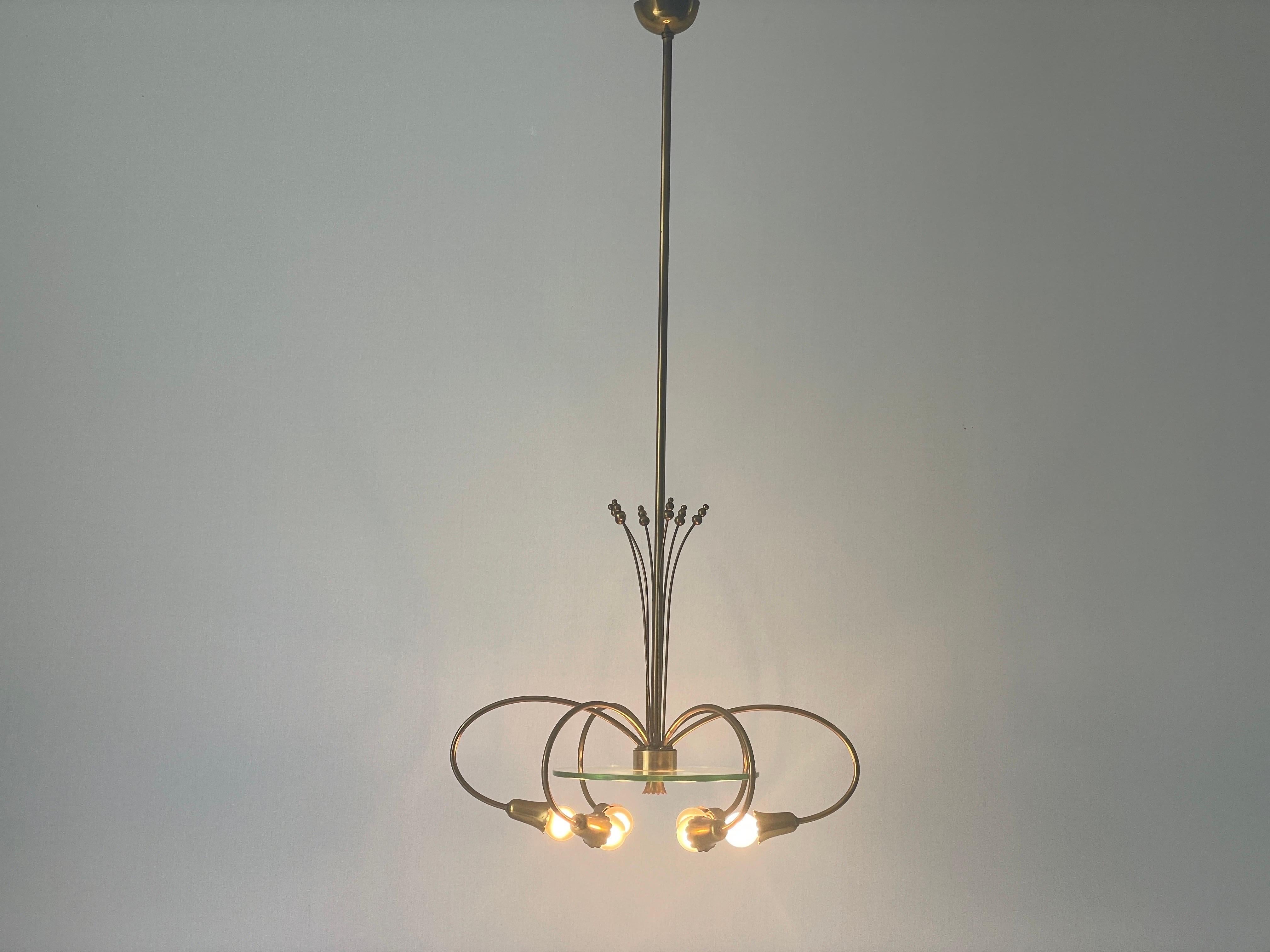 Araña de latón y cristal, al estilo de Pietro Chiesa, años 50, Italia en venta 8