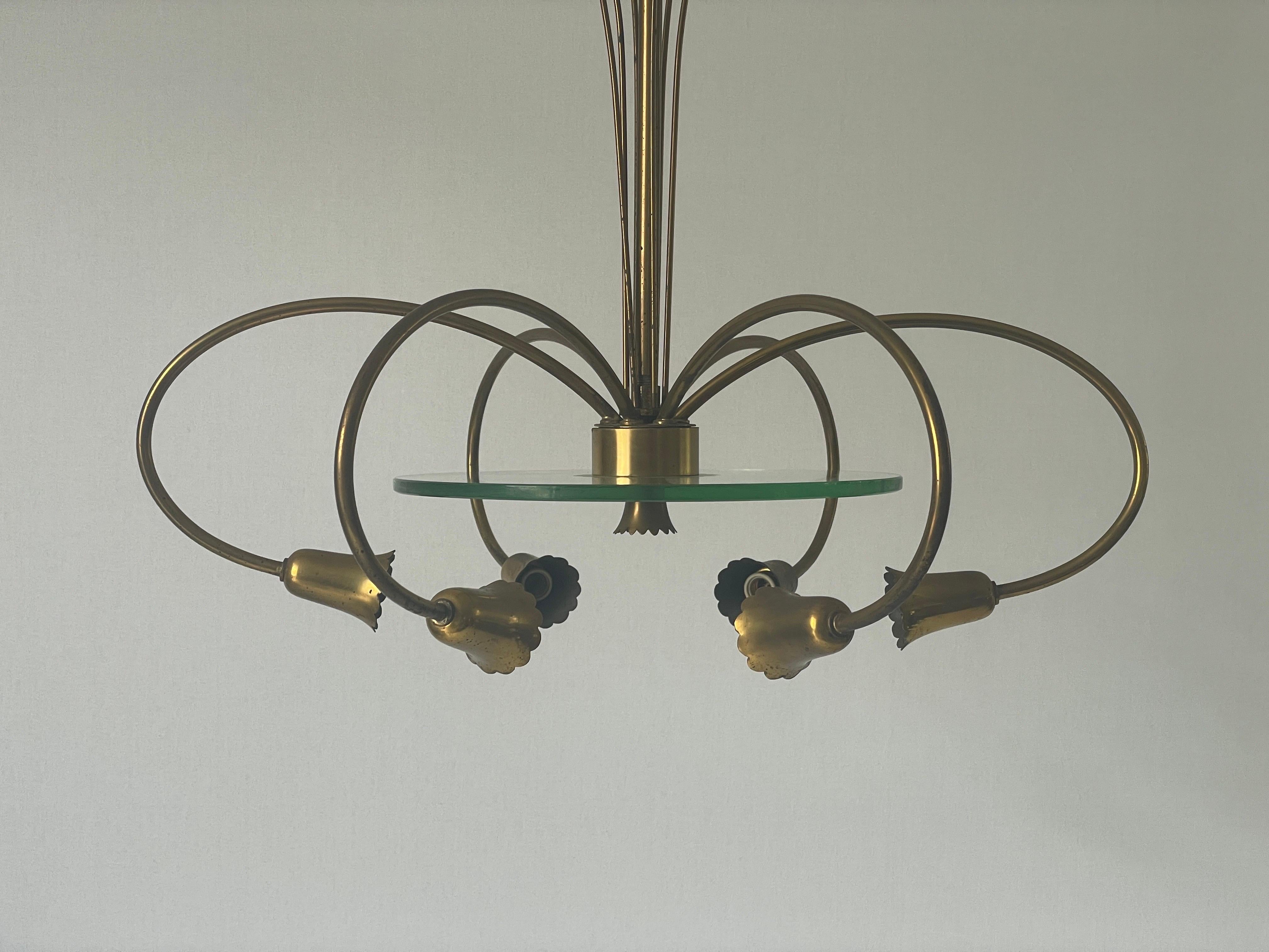 Araña de latón y cristal, al estilo de Pietro Chiesa, años 50, Italia en venta 9