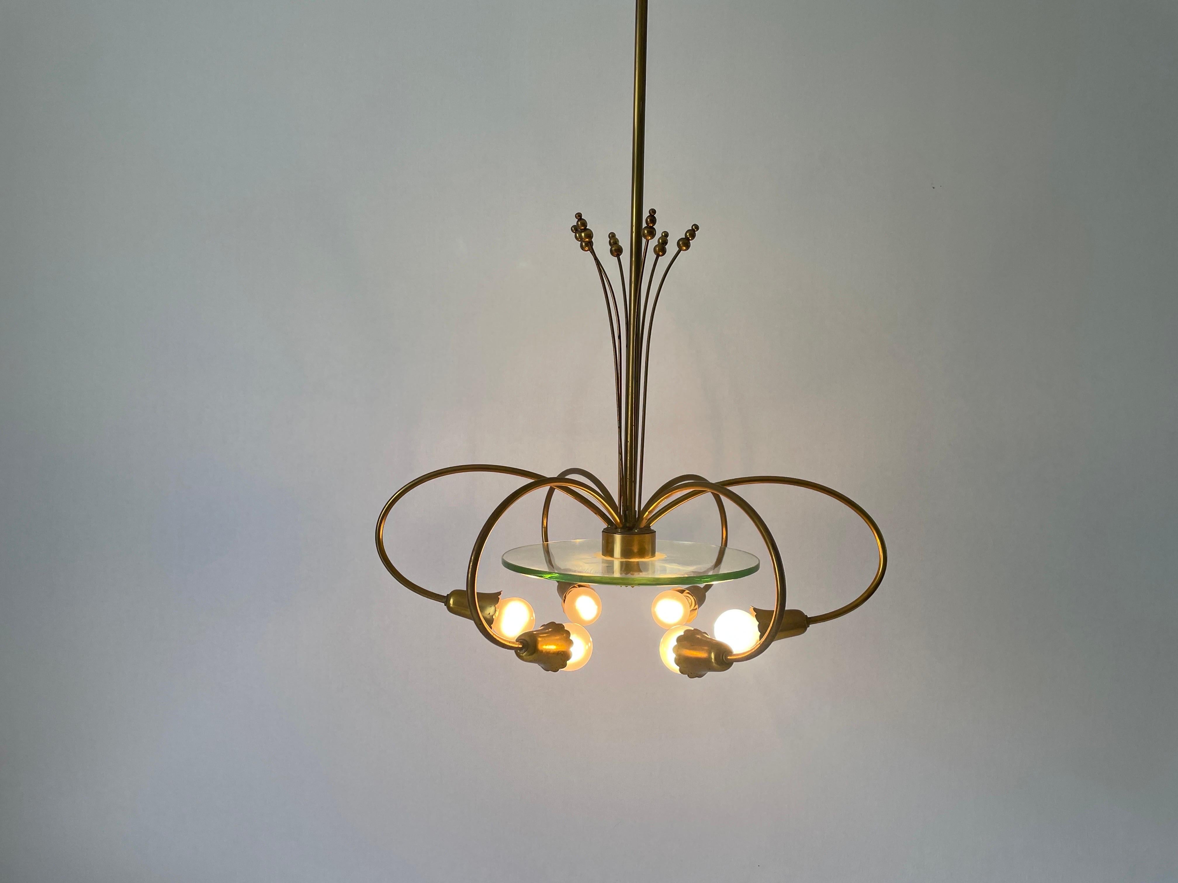 Araña de latón y cristal, al estilo de Pietro Chiesa, años 50, Italia en venta 10