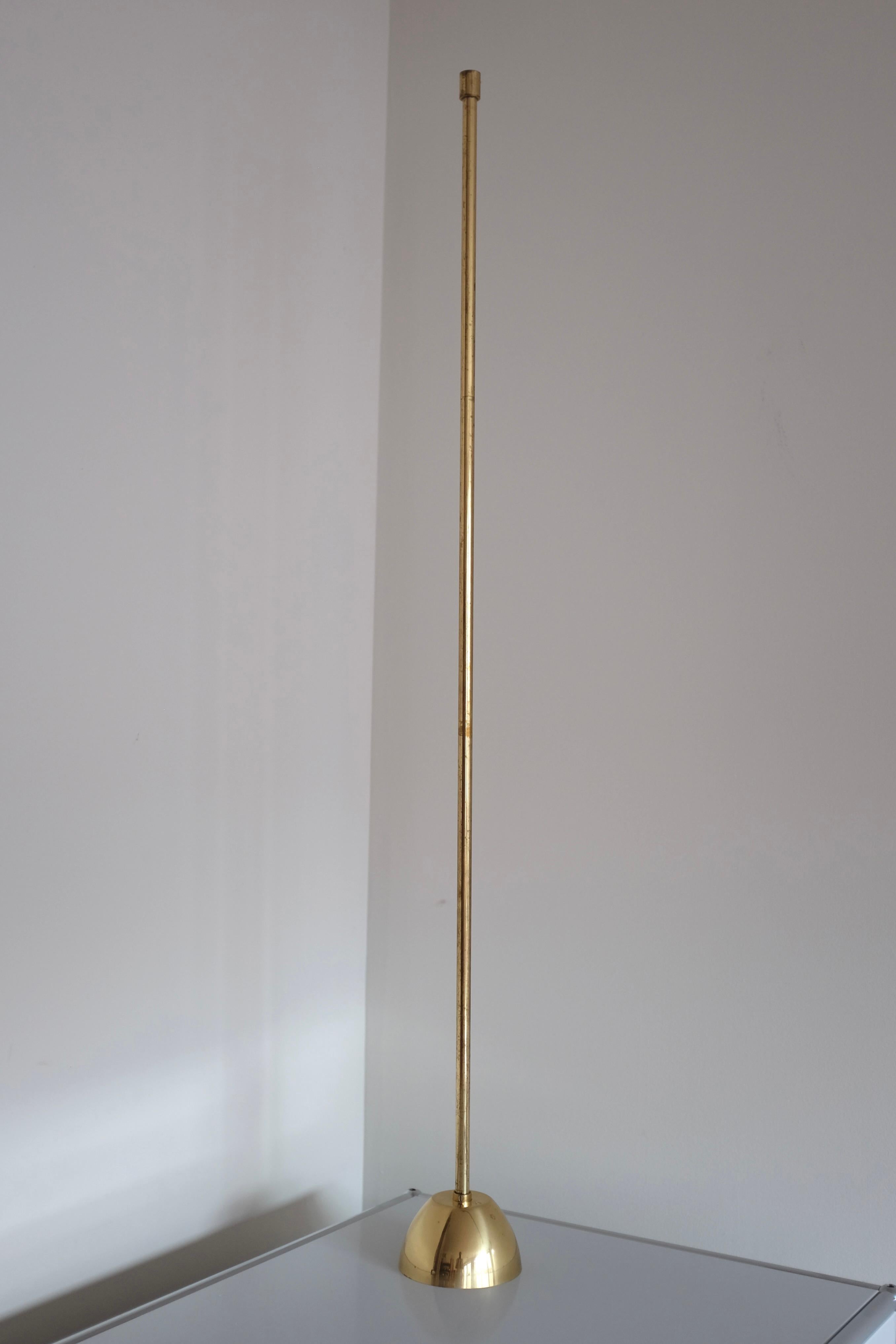 Lampadario in ottone e vetro T-808 di Hans-Agne Jakobsson in vendita 1
