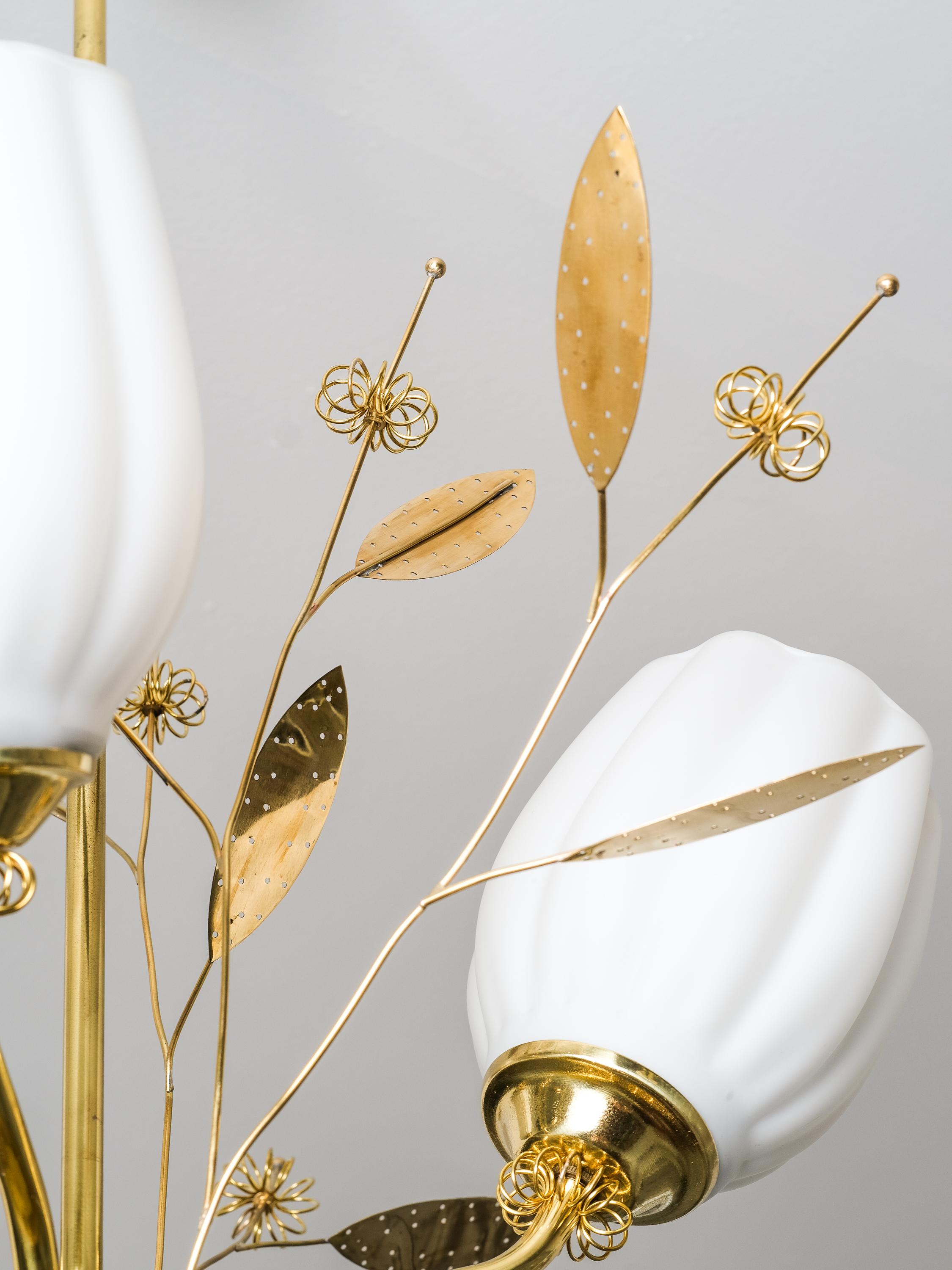 Mid-20th Century Brass and Glass Chandelier with Floral Details by Itsu, Finland, 1950s