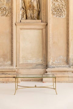 Tavolino in ottone e vetro attribuito alla Maison Baguès