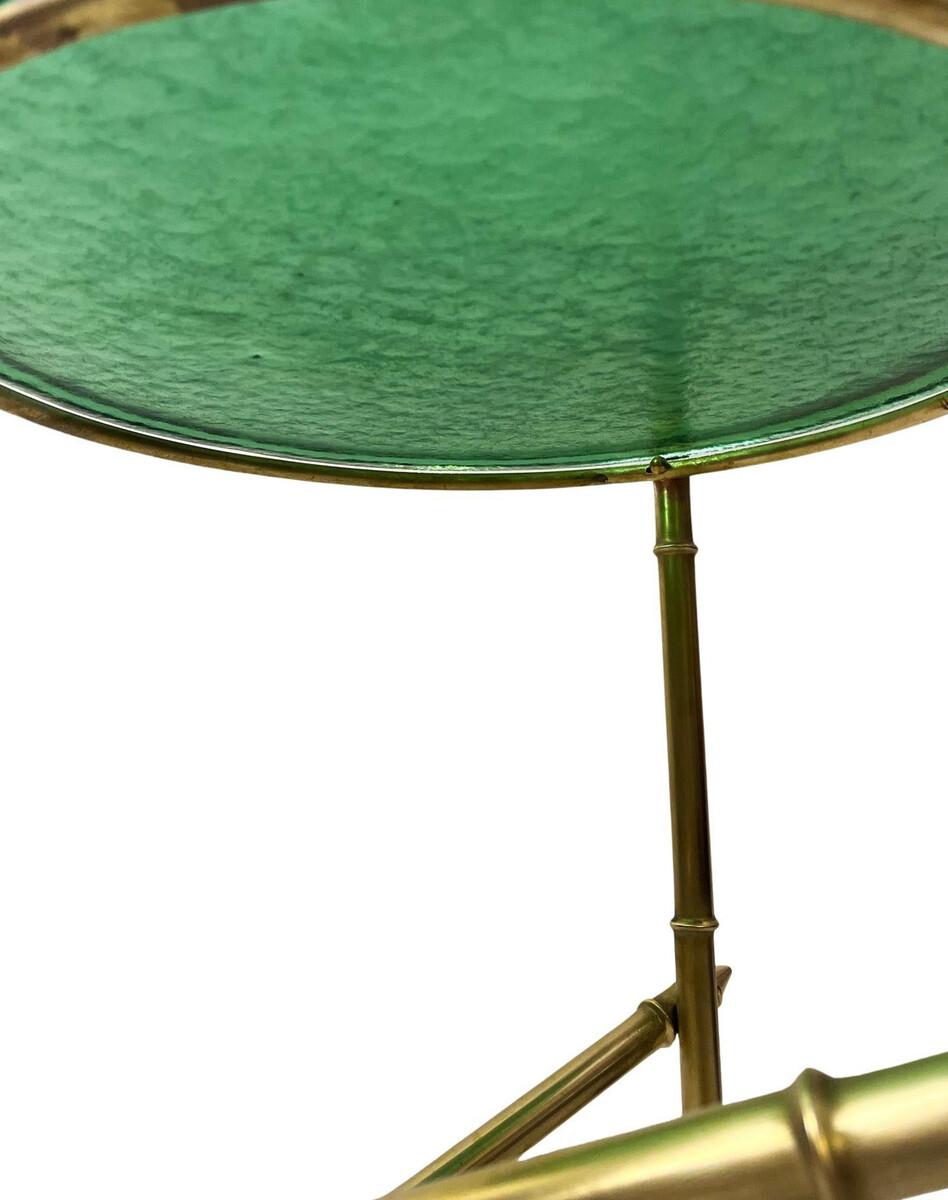Brass and Glass Contemporary Side Table, Italy - 2 Available im Zustand „Gut“ im Angebot in Brussels, BE