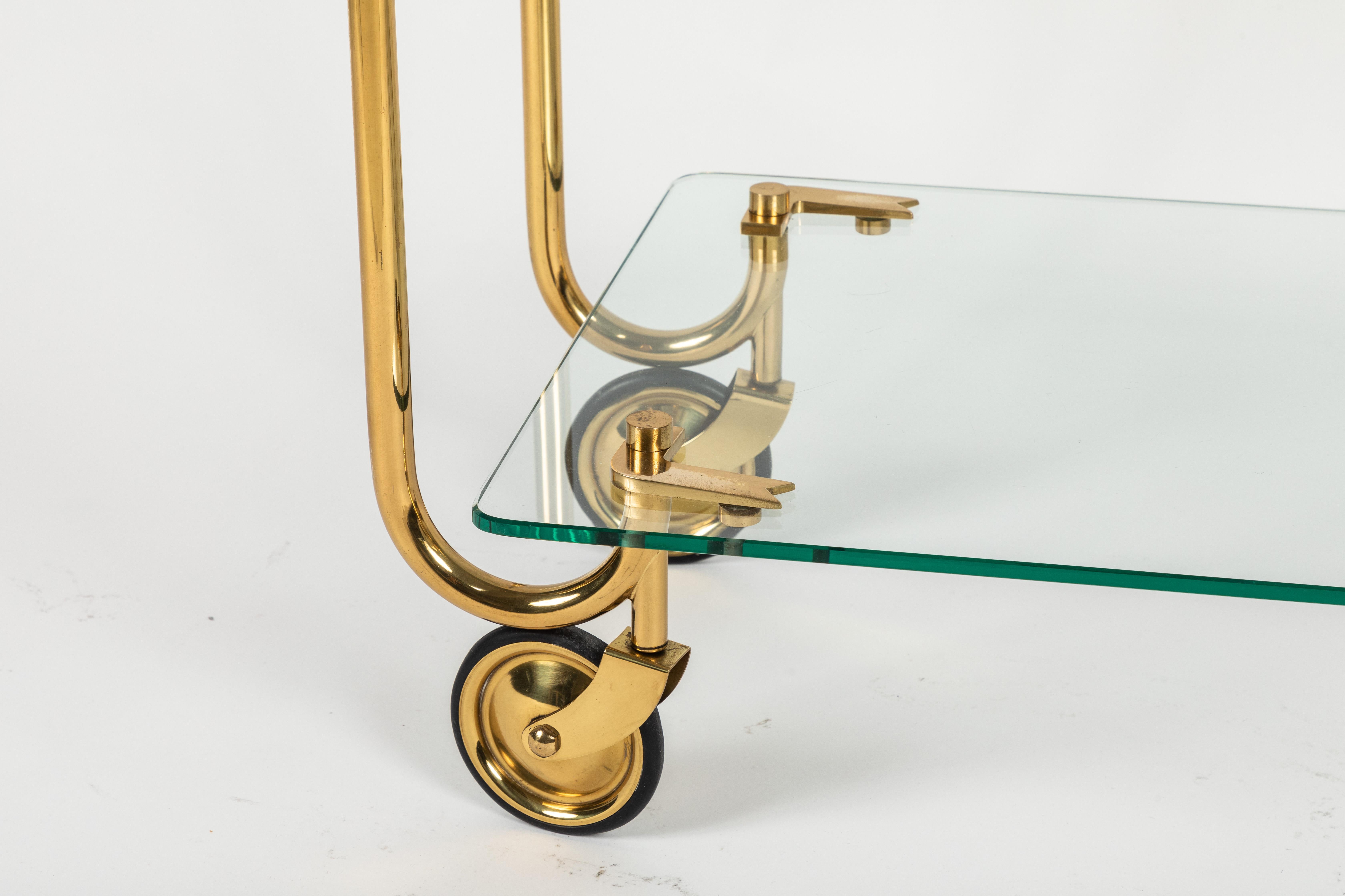 Brass and Glass Drinks Trolley by Fontana Arte In Good Condition In Palm Desert, CA
