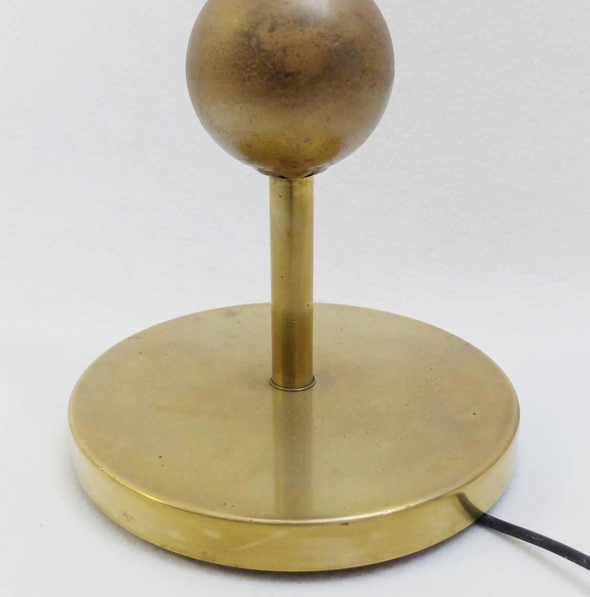 Brass and Glass Floor Lamp, Italy, circa 1950s For Sale 1