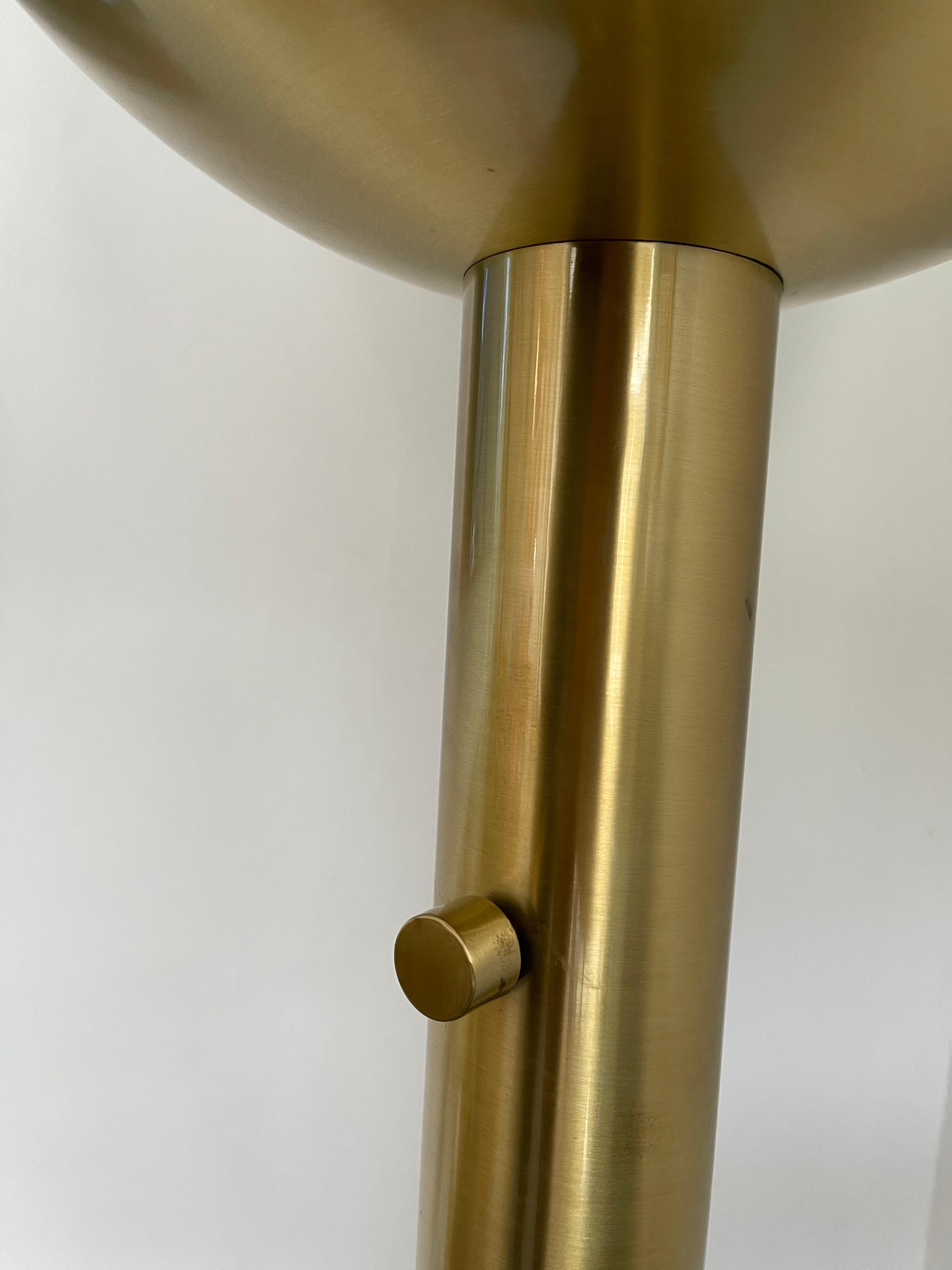 Brass and Glass Floor Lamp P428 by Pia Guidetti Crippa for Luci, Italy, 1970s In Good Condition In SAINT-OUEN, FR