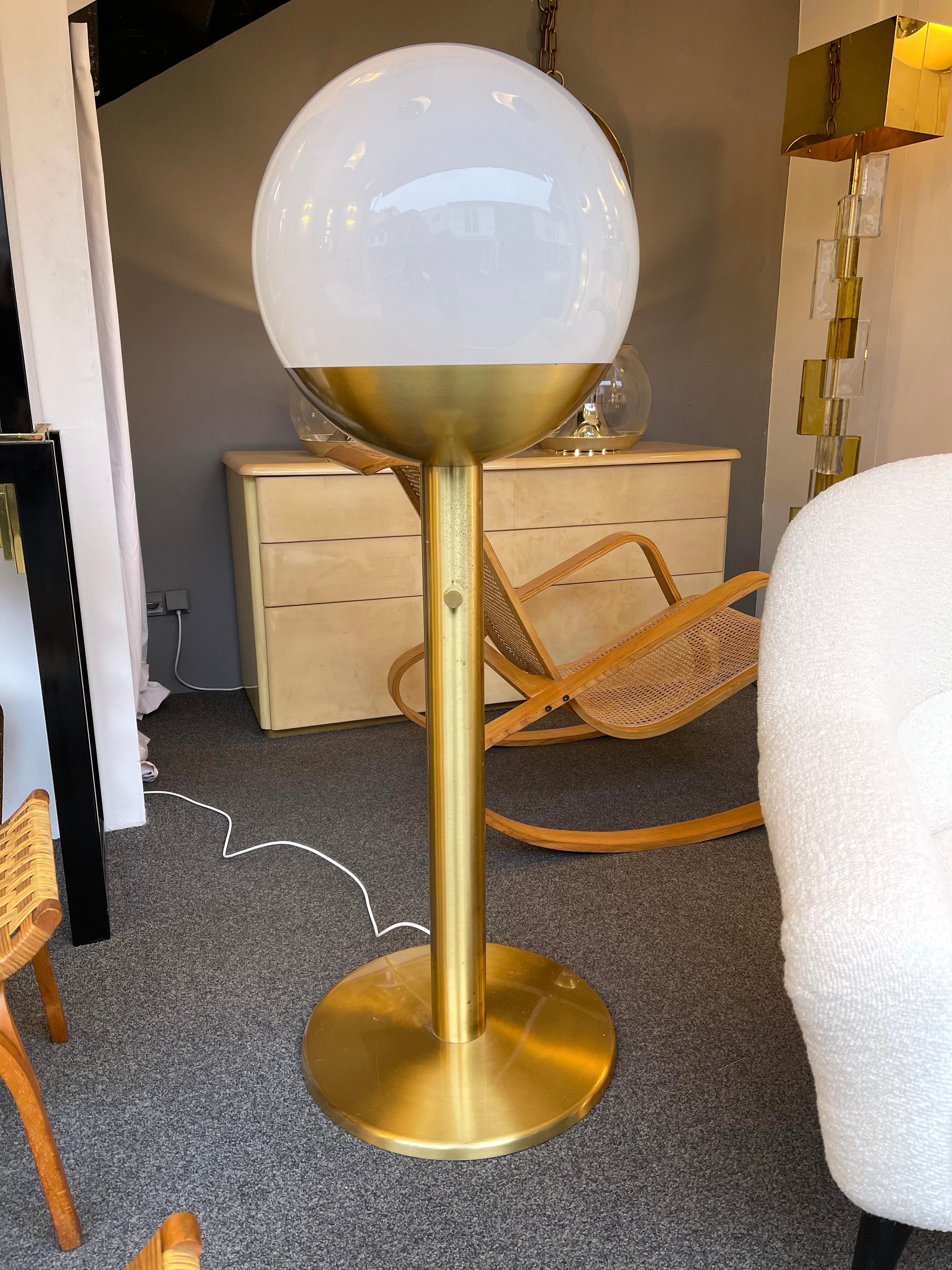 Brass and Glass Floor Lamp P428 by Pia Guidetti Crippa for Luci, Italy, 1970s For Sale 3
