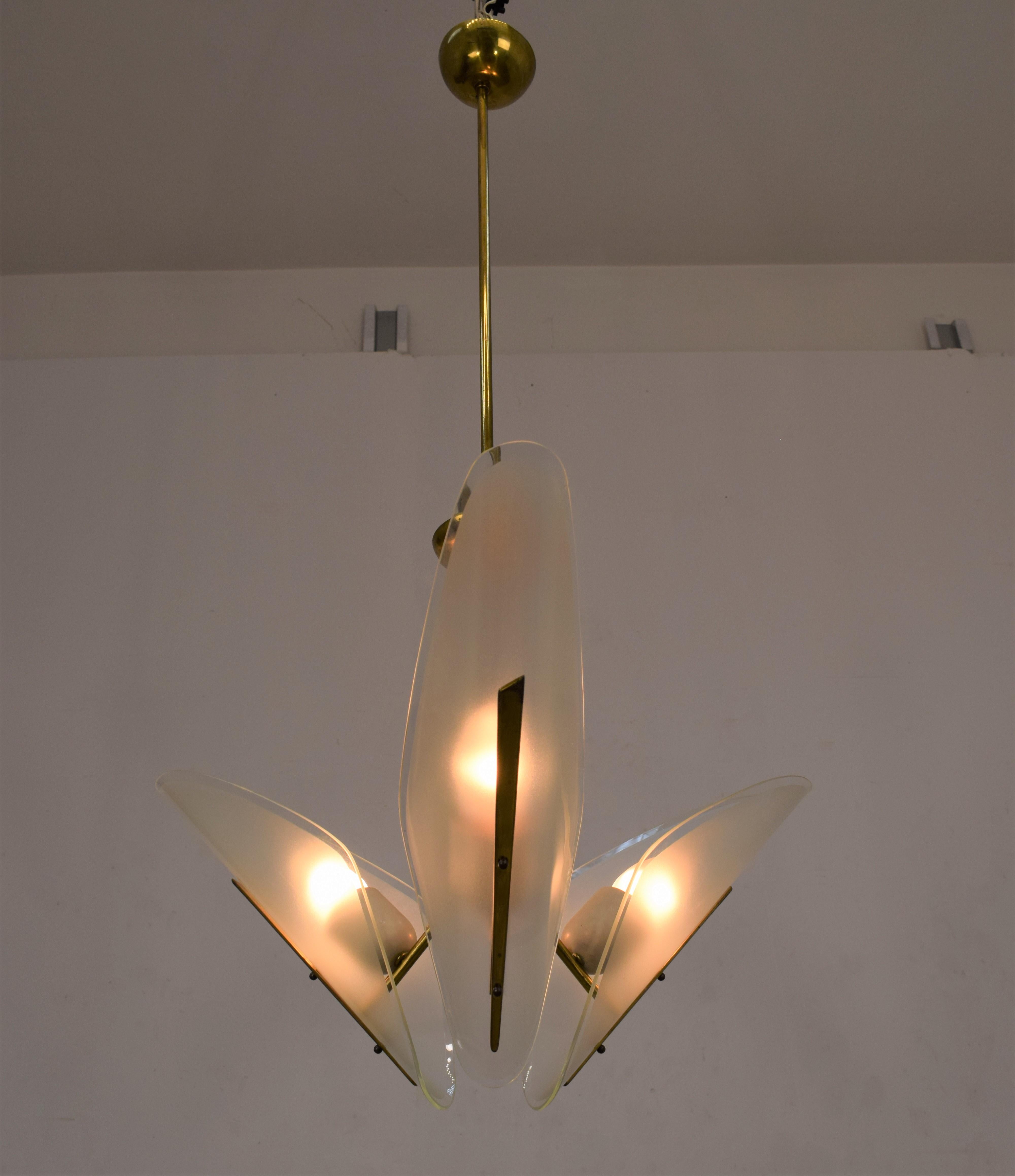 Brass and Glass Italian Chandelier, 1950s For Sale 9