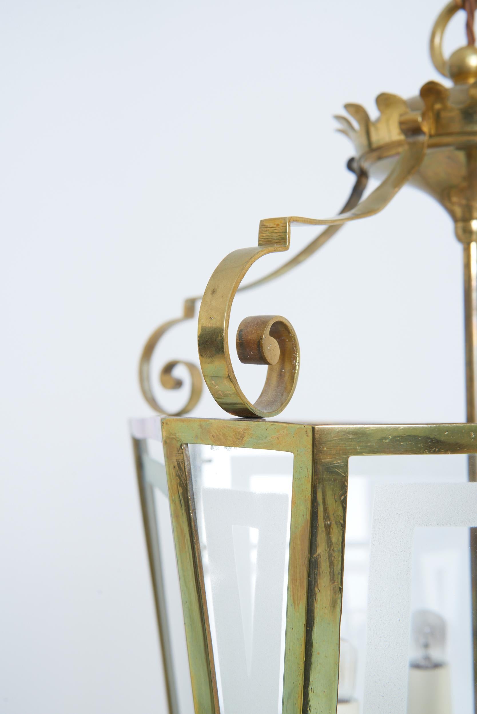 Laterne aus Messing und Glas im Zustand „Gut“ im Angebot in London, GB