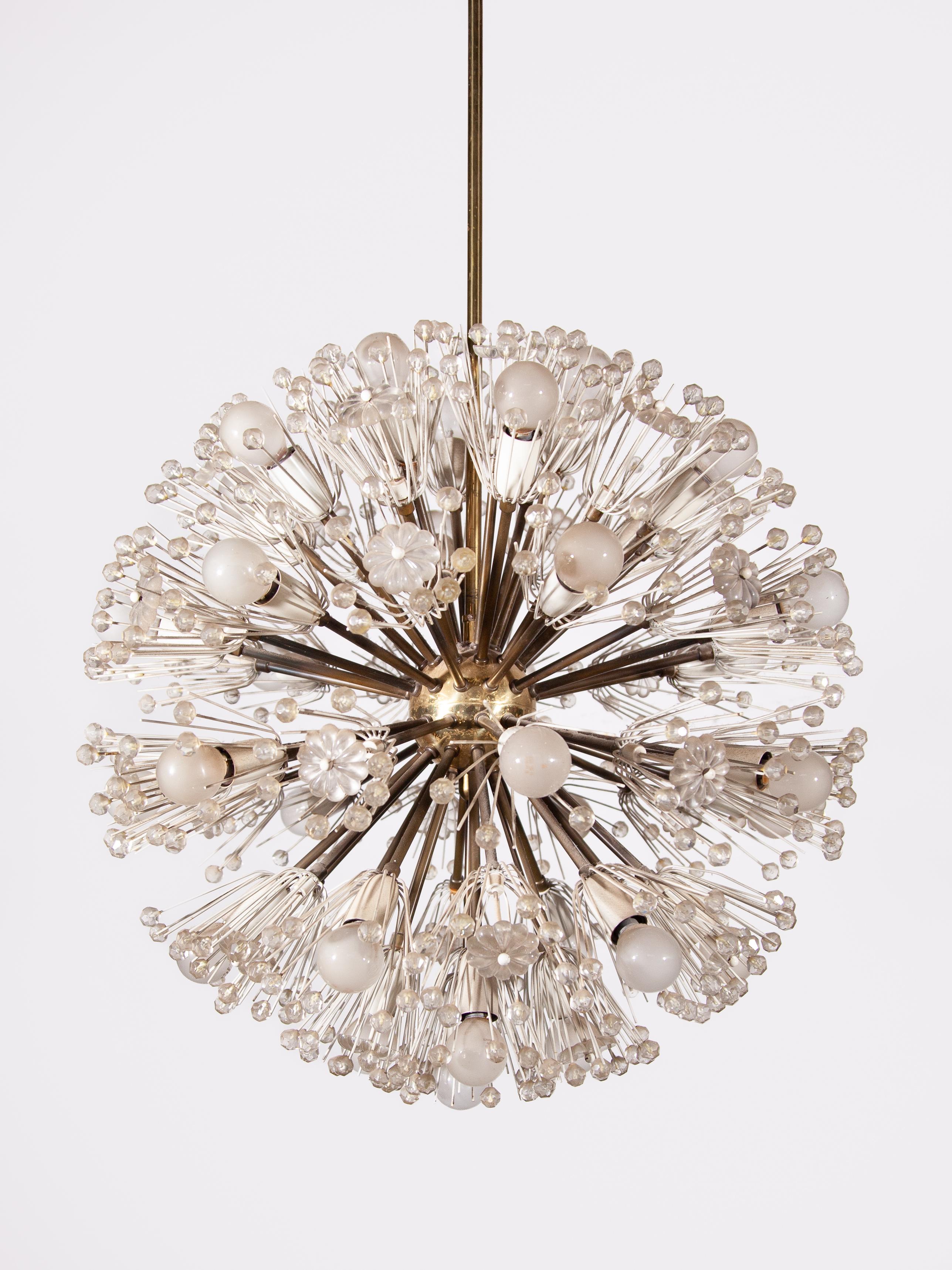 Araña de copos de nieve de latón y cristal de Emil Stejnar para Rupert Nikoll Austríaco en venta