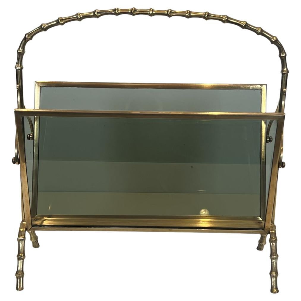 Brass and Glass Magazine Rack Attributed to Maison Baguès, 1970s For Sale