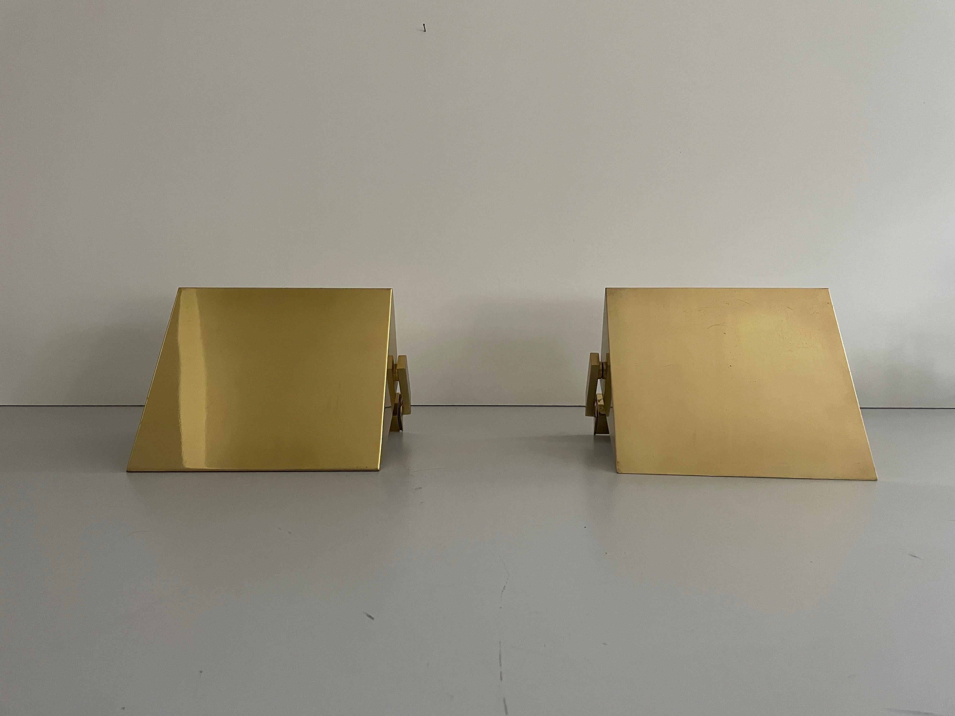 Pareja de candelabros de latón y cristal de Vereinigte Werkstätten, años 60, Alemania en Excelente estado para la venta en Hagenbach, DE