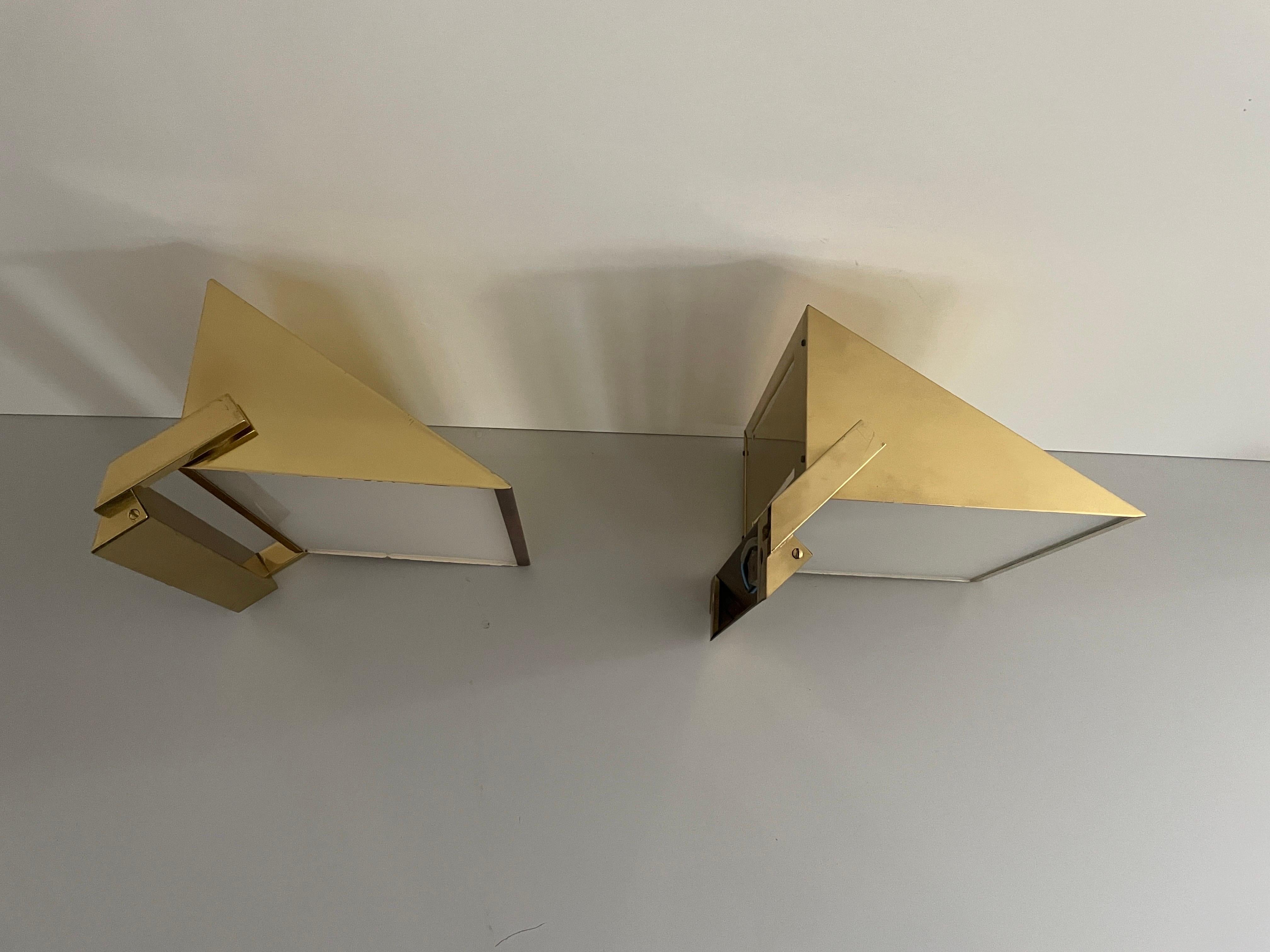 Pareja de candelabros de latón y cristal de Vereinigte Werkstätten, años 60, Alemania en venta 1