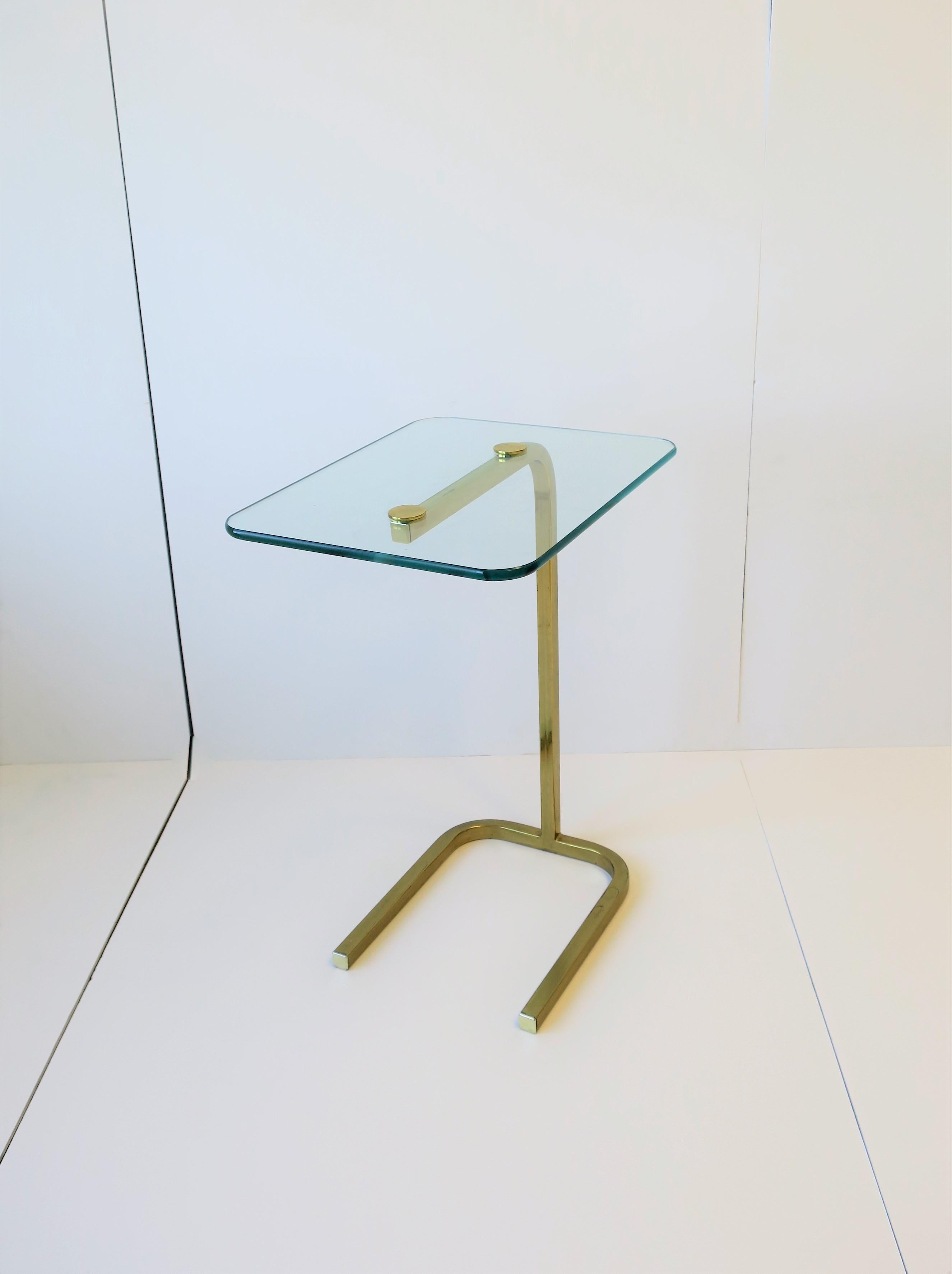 Brass and Glass Side or Drinks Table In Good Condition In New York, NY