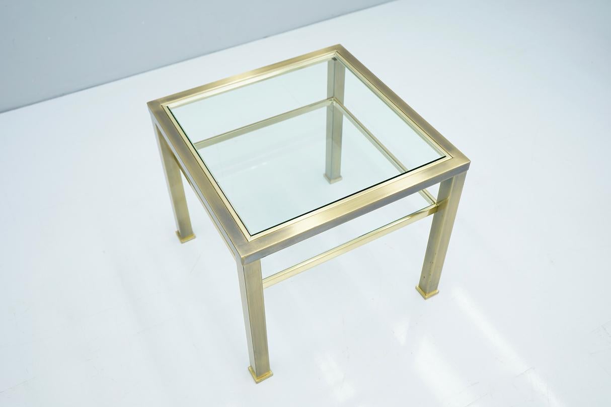 Brass and Glass Side Table in Style of Maison Jansen, France, 1970s In Good Condition For Sale In Frankfurt / Dreieich, DE
