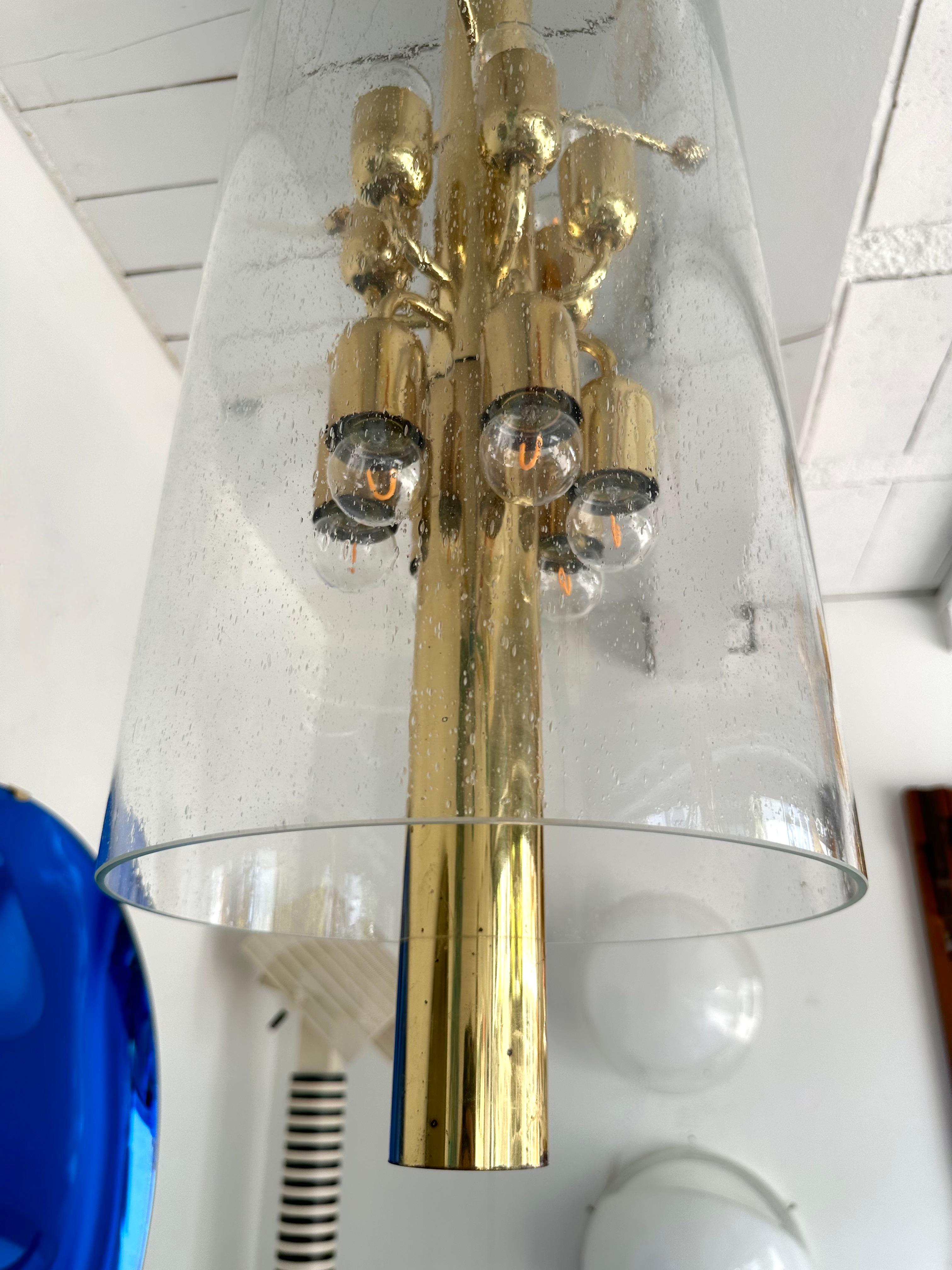 Brass and Glass Tube Chandelier. Italy, 1970s For Sale 5