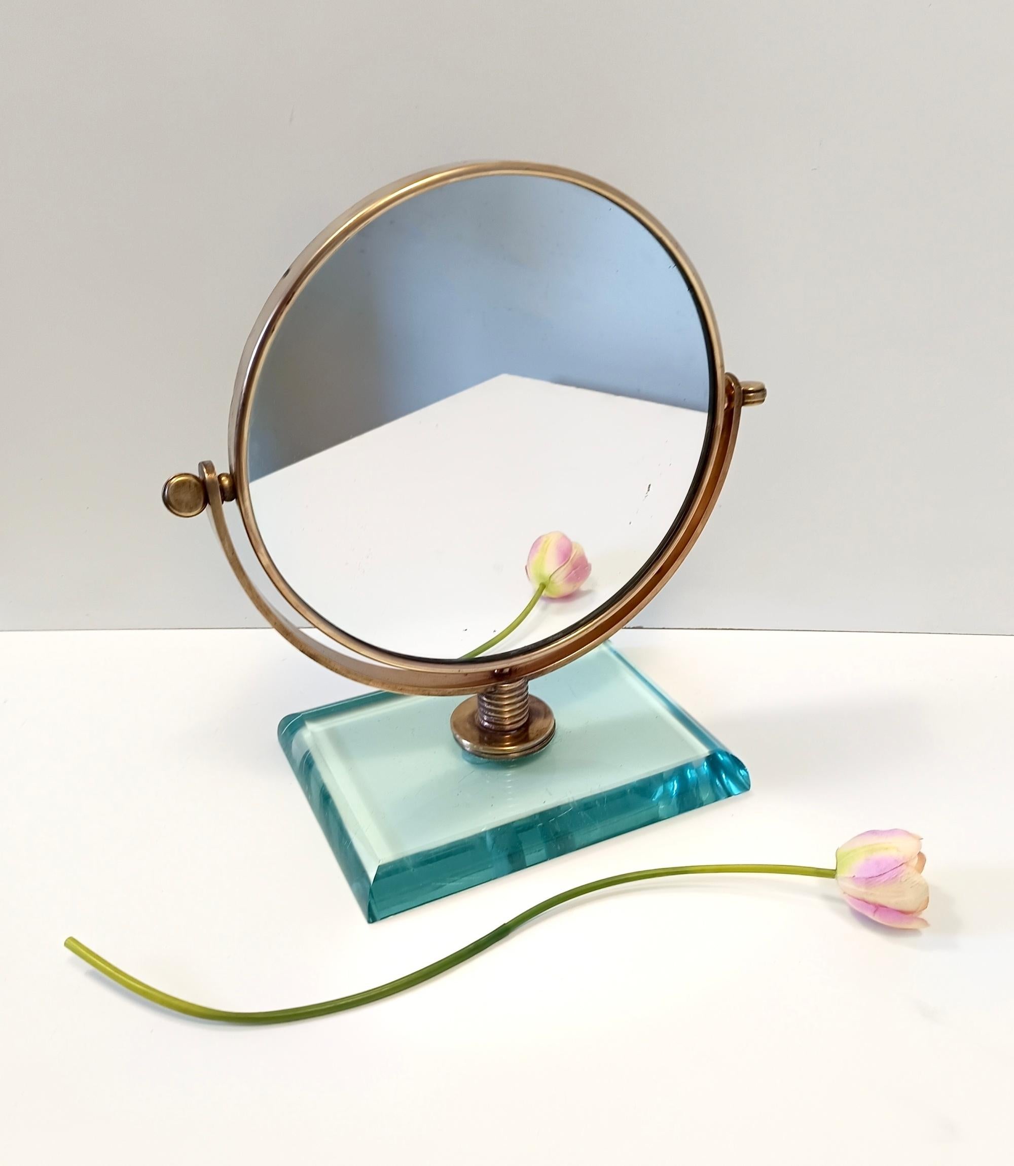 Waschtischspiegel aus Messing und Glas von Gio Ponti, Fontana Arte zugeschrieben, Italien (Moderne der Mitte des Jahrhunderts) im Angebot