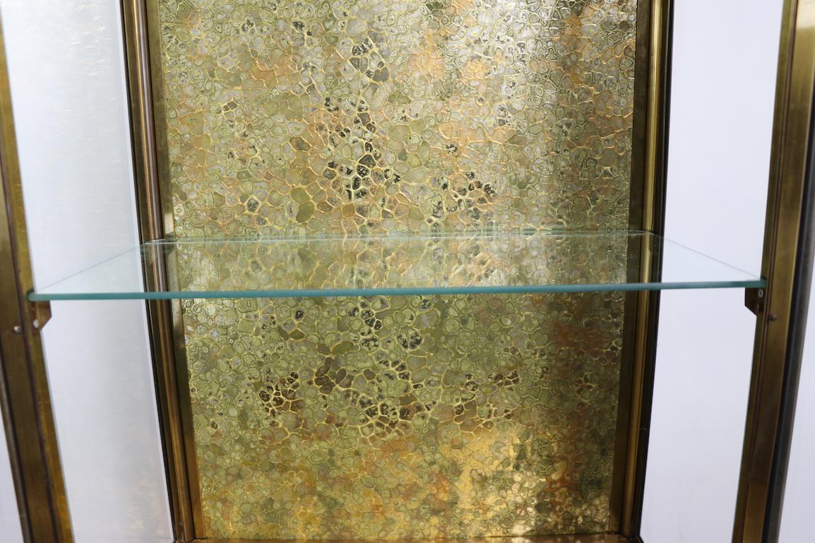 Brass and Glass Vitrine Display Cabinet by Mastercraft In Good Condition In New York, NY