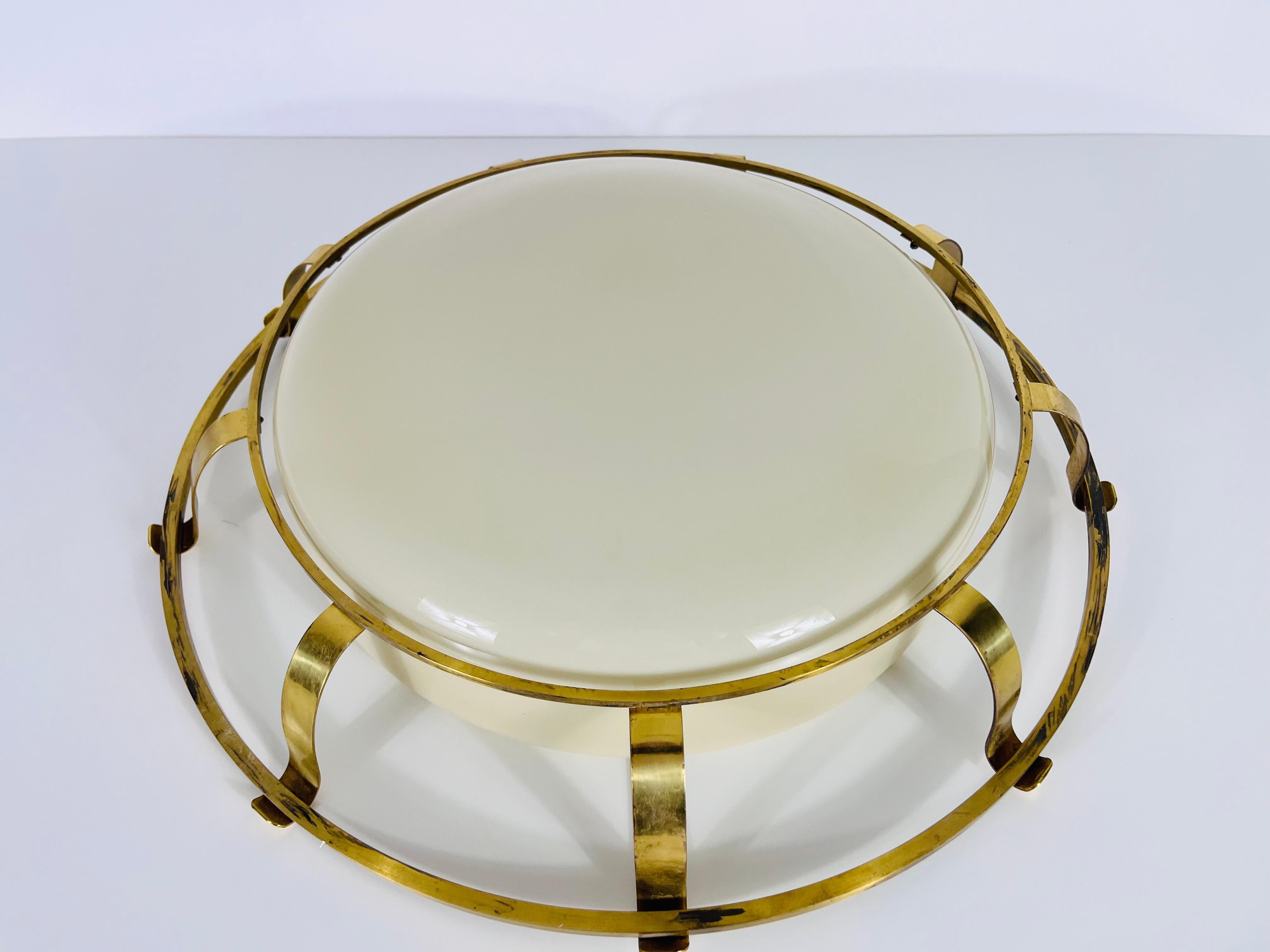 Brass and Glass Wall Lamp or Flush Mount, Italy, 1960s For Sale 1