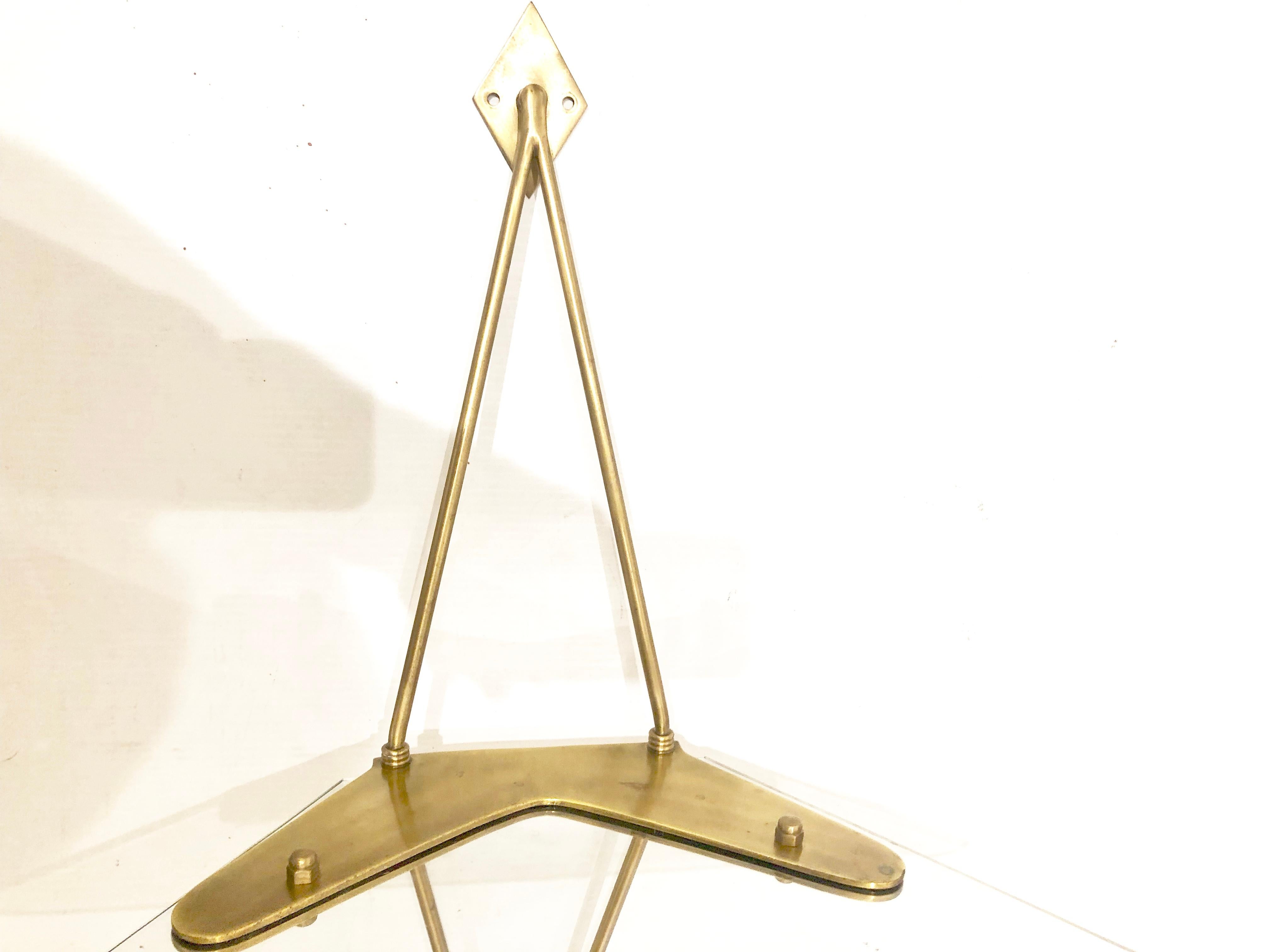 20th Century Brass and Glass Wall-Mounted Angle Display Shelf Attributed to Fontana Arte