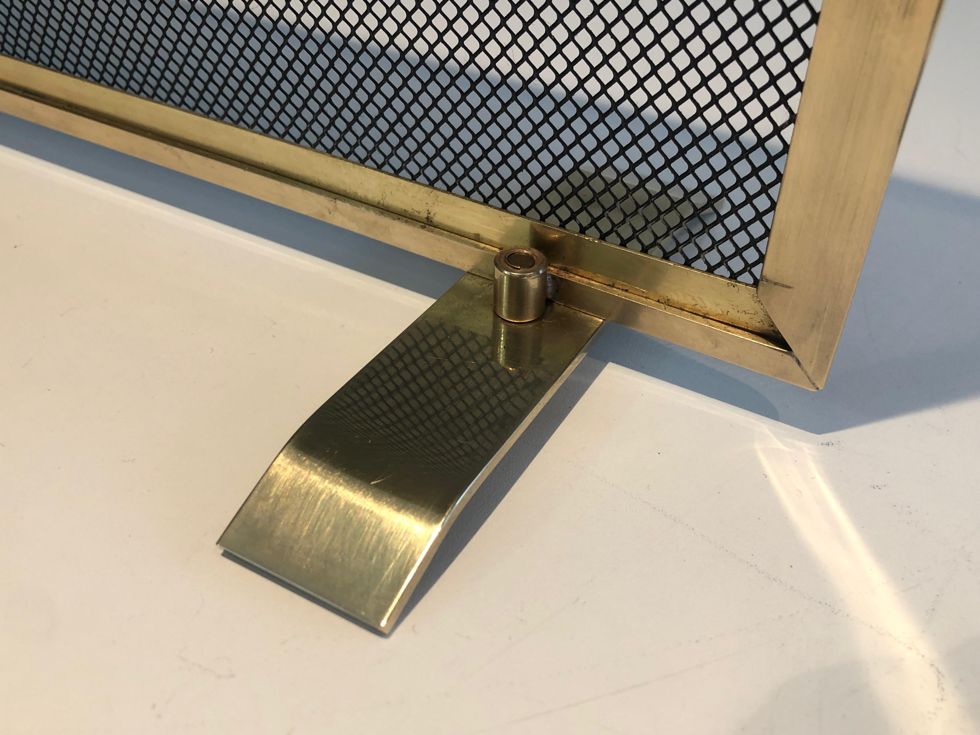 Brass and Grilling Fireplace Screen  For Sale 7