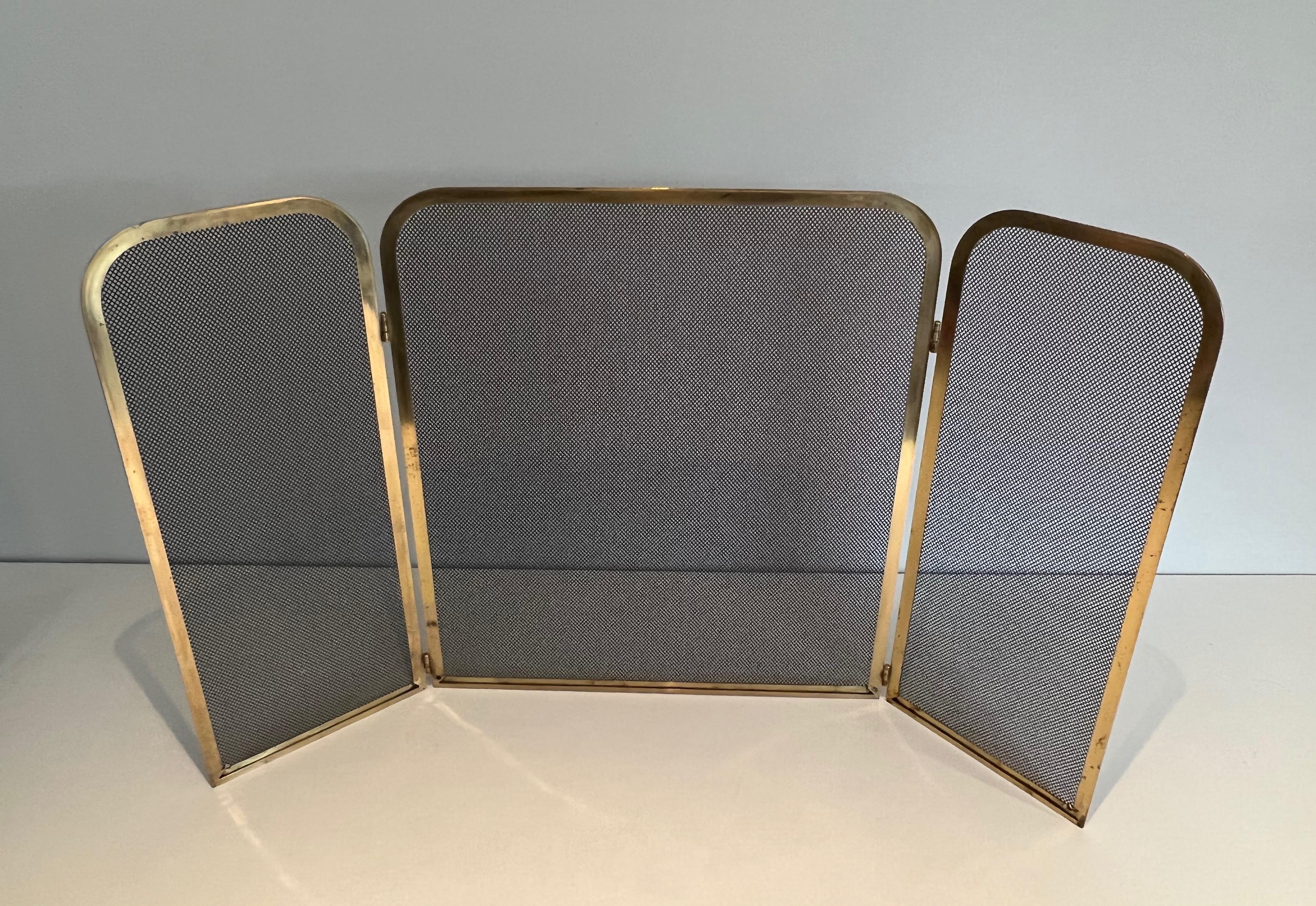 Brass and Grilling Fireplace Screen For Sale 8