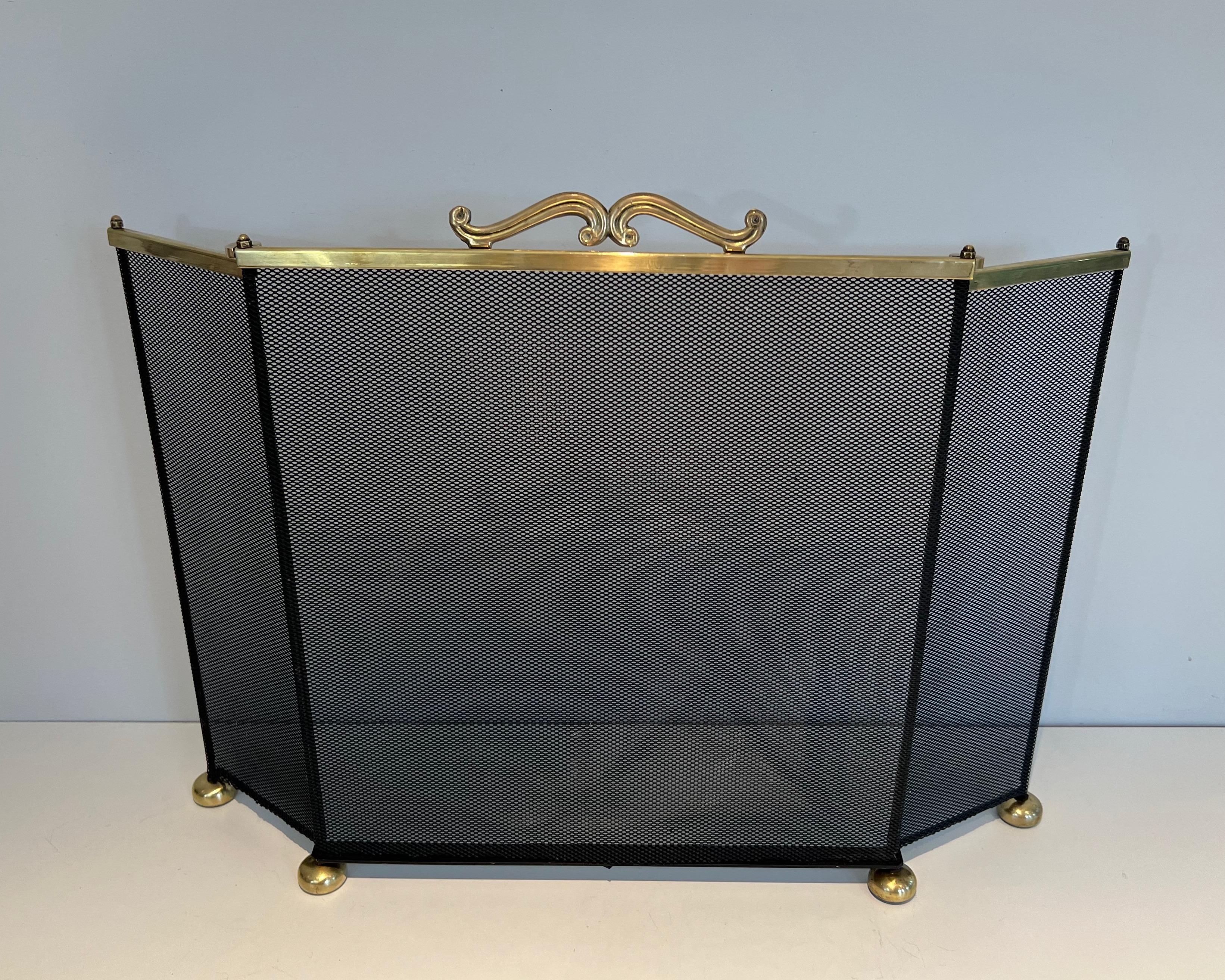 Brass and Grilling Fireplace Screen  For Sale 10
