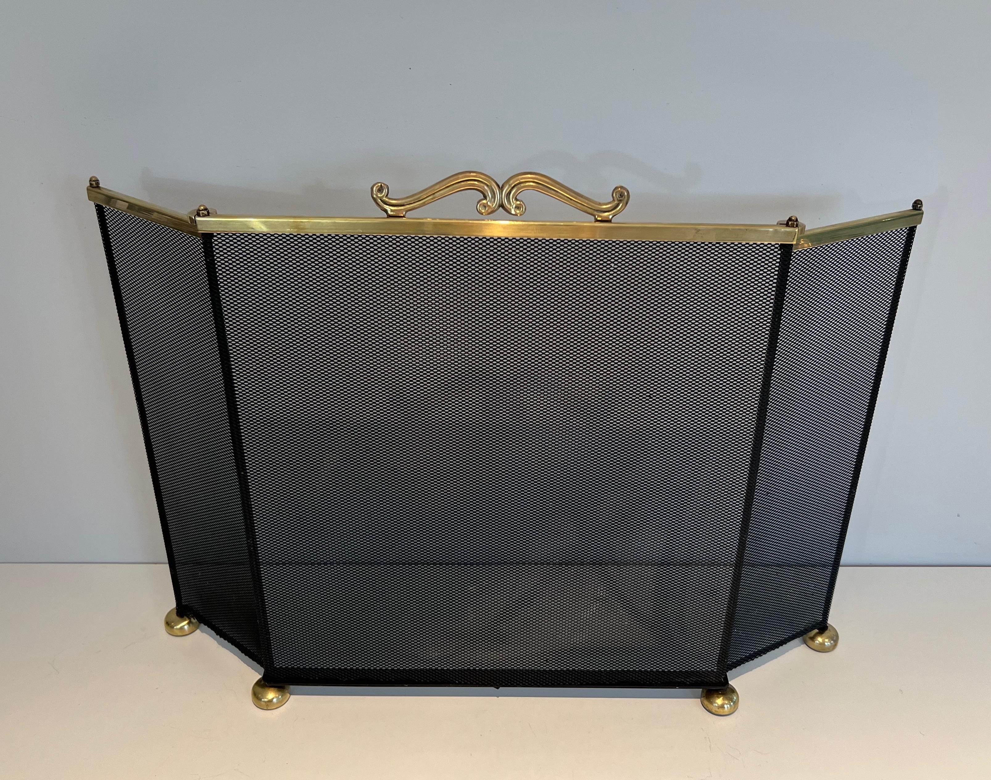 Brass and Grilling Fireplace Screen  For Sale 1