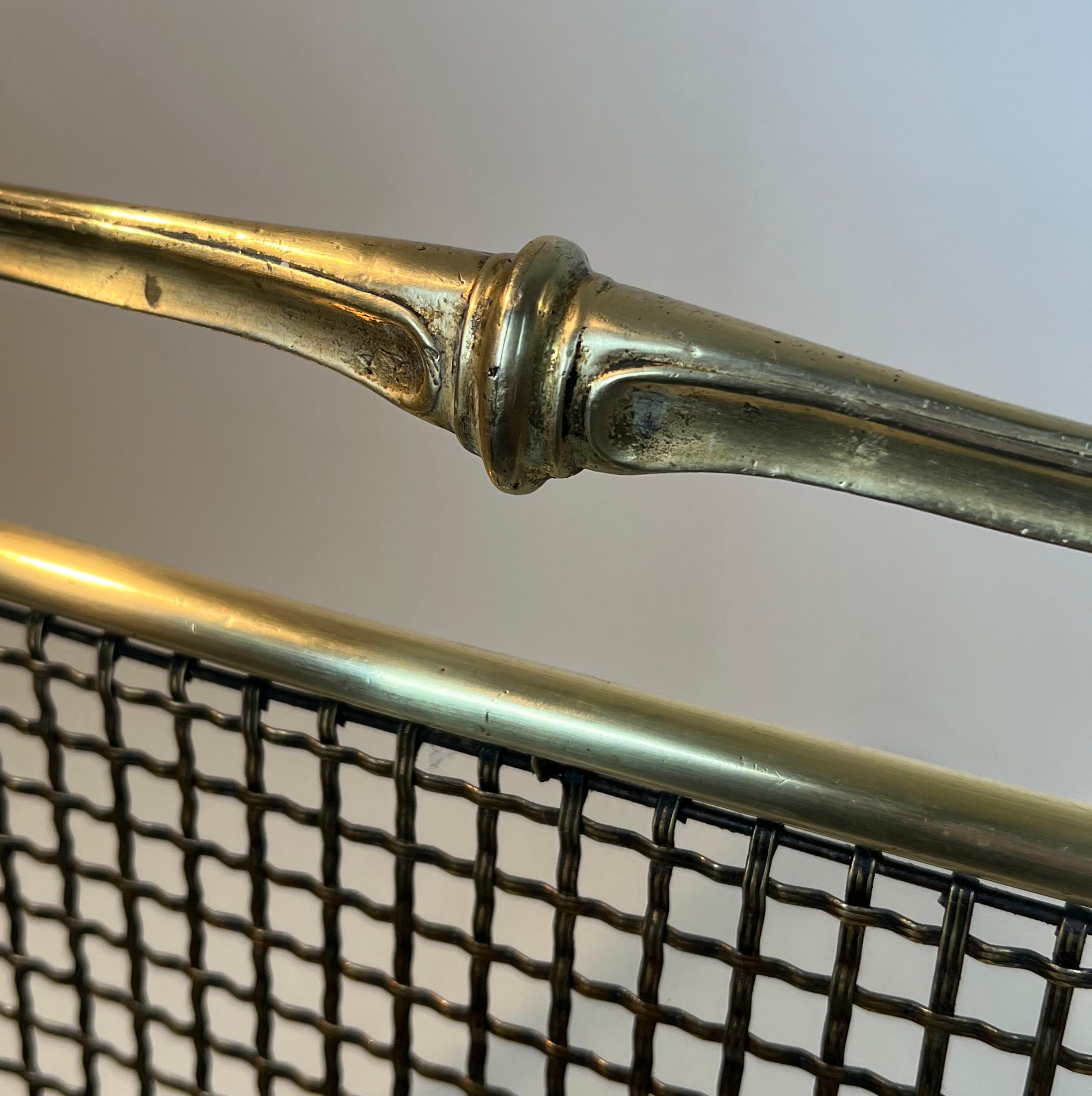 Écran de cheminée en laiton et grillage D'époque Art Nouveau. Circa 1900 en vente 8