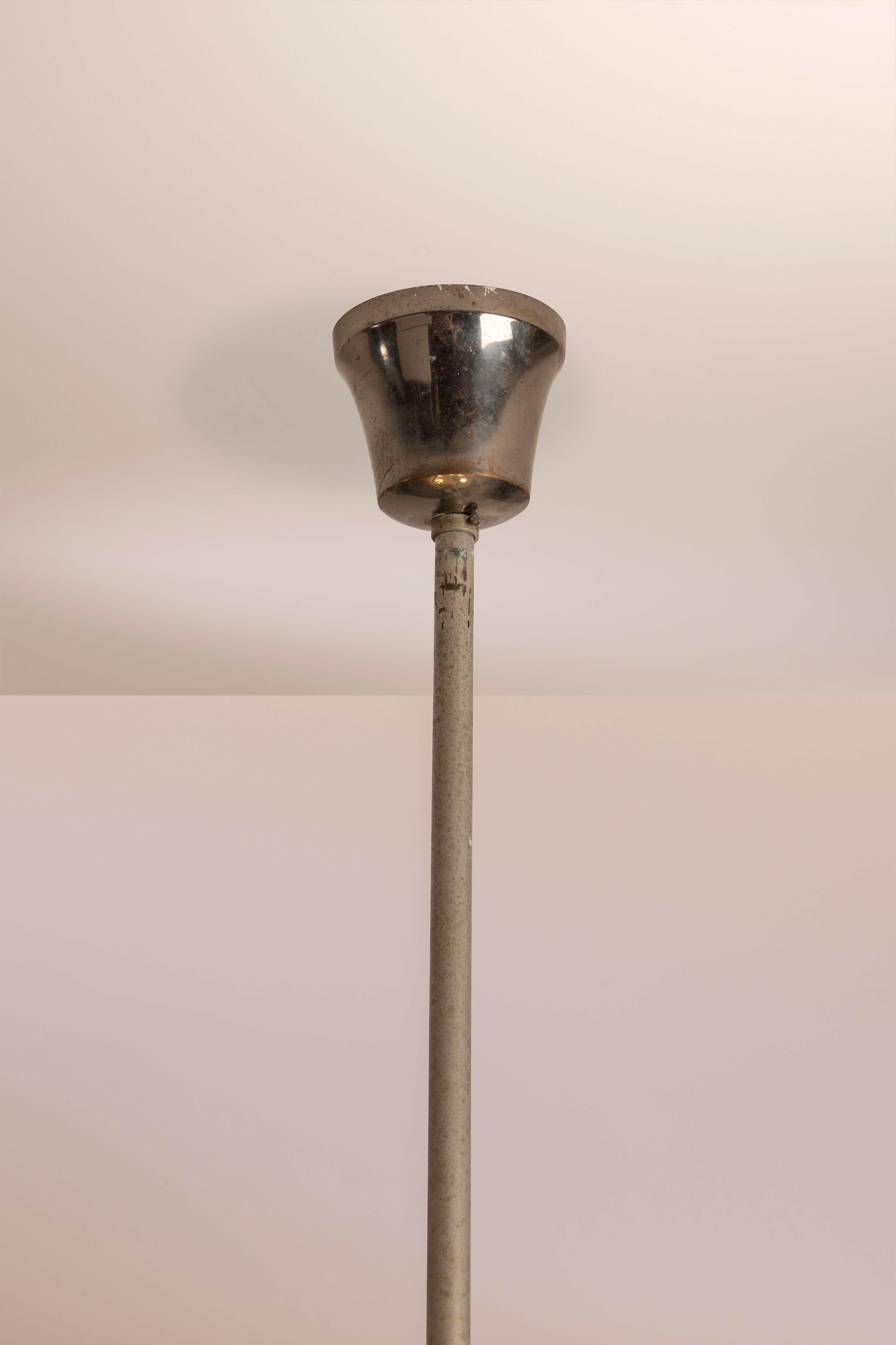 Brass and hand-faceted glass pendant lamp attributed to Fontana Arte Italy 1960s Latón en venta