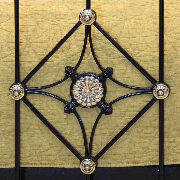 Brass and Iron Antique Bed in Black, Mk266 For Sale at 1stDibs